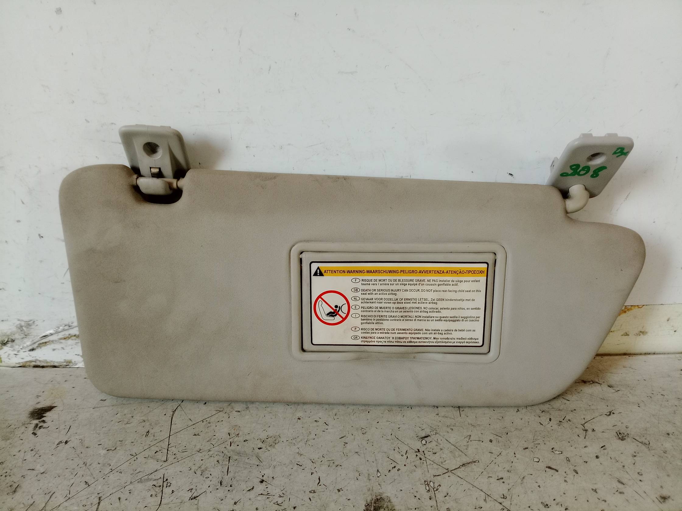 Aletta parasole parabrezza