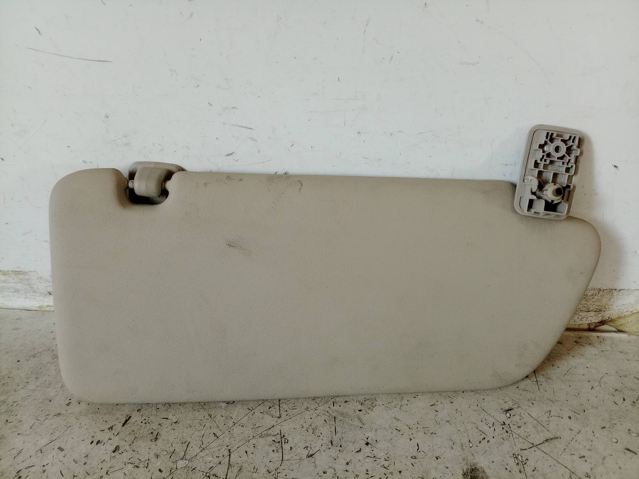 Aletta parasole parabrezza