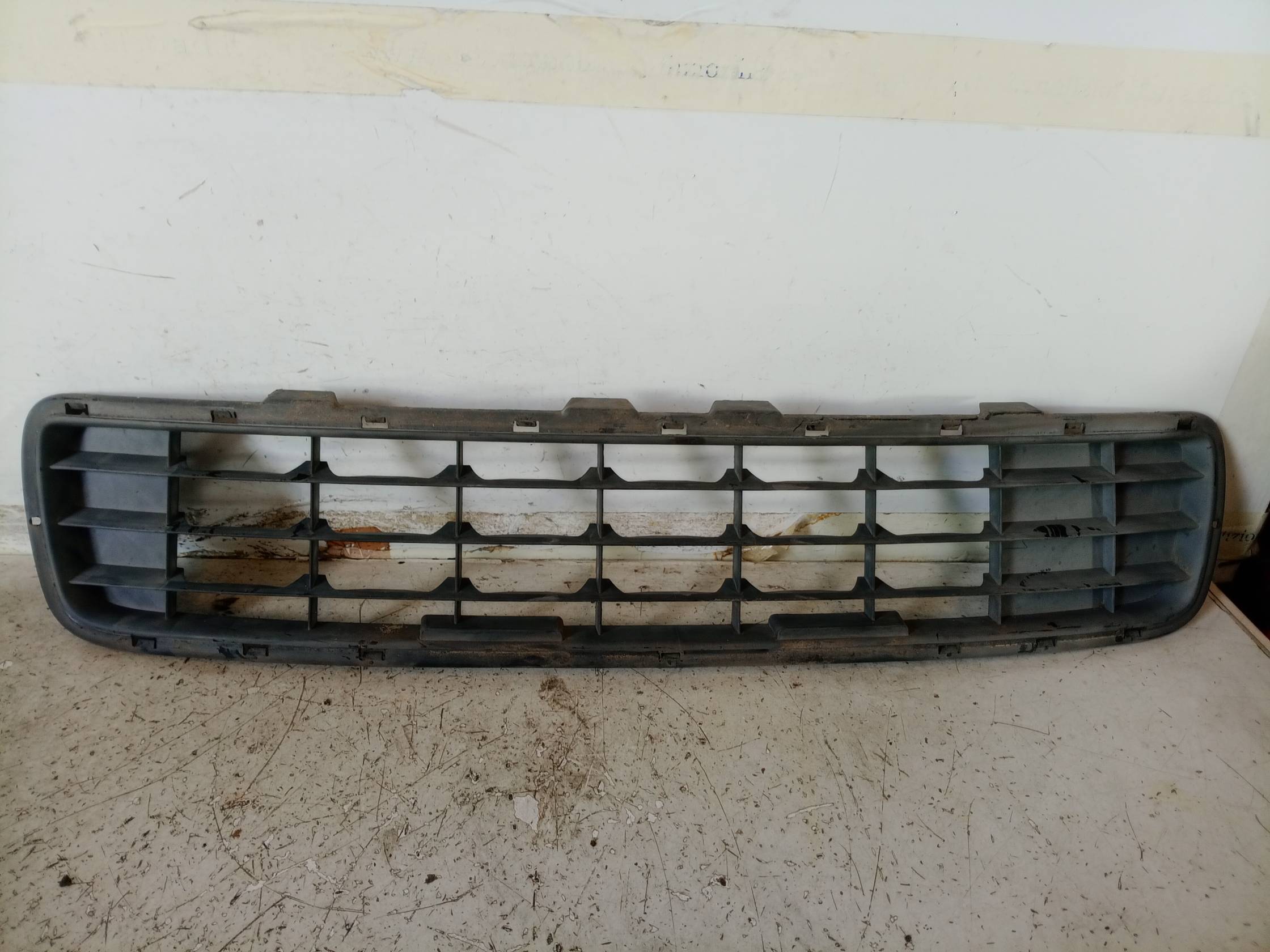 Griglia paraurti ant.