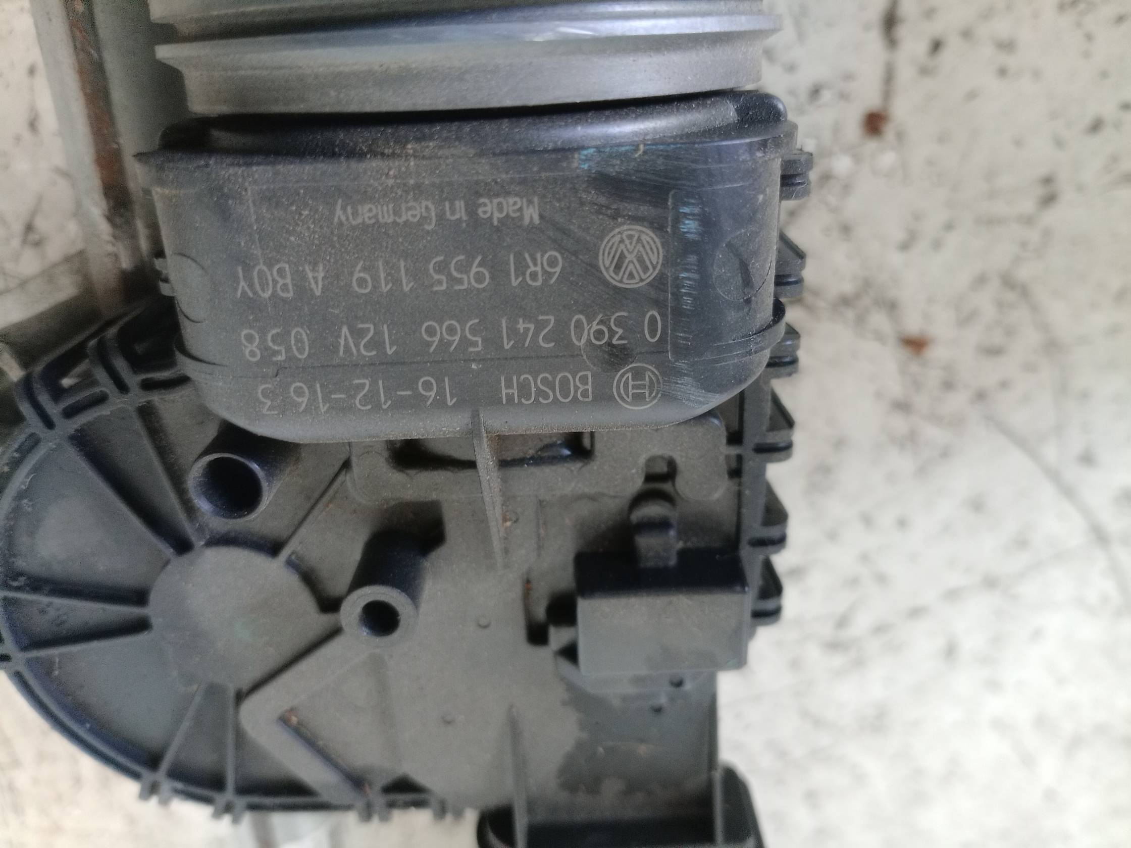 Meccanismo tergiparabrezza con motorino