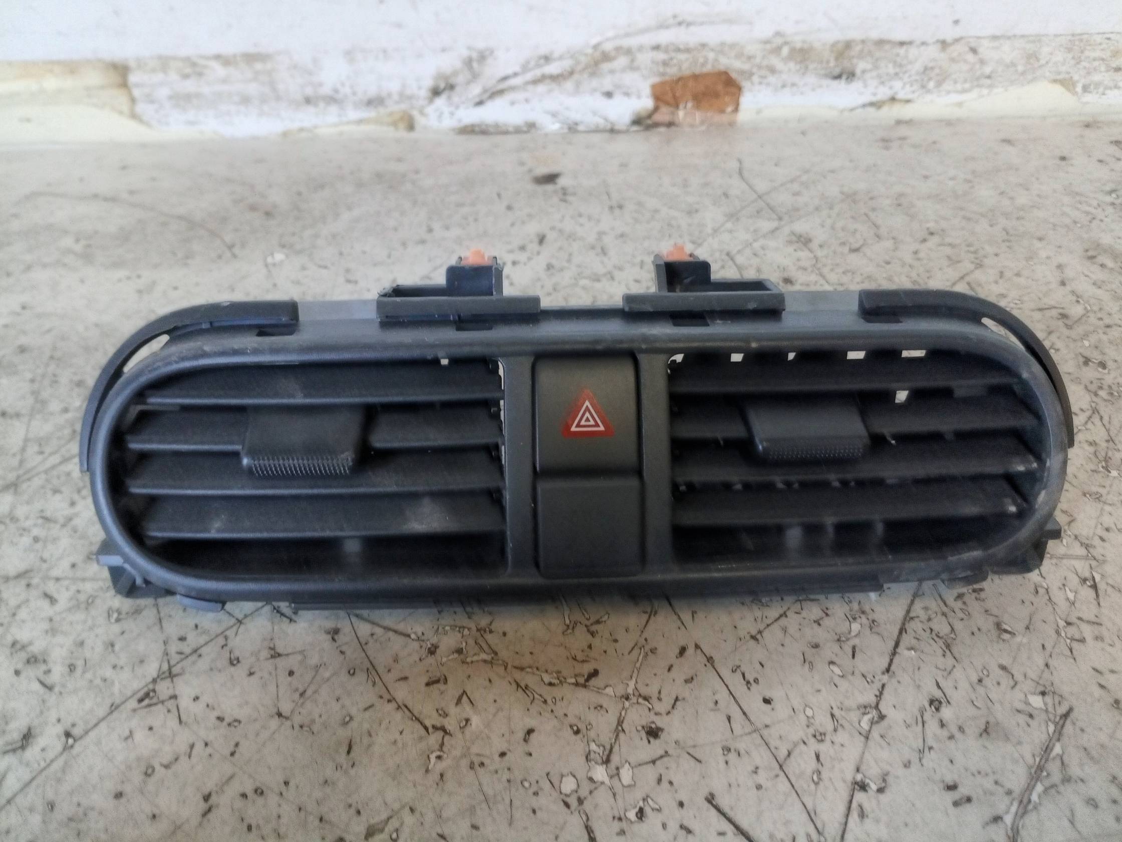 Bocchetta aria centr. cruscotto