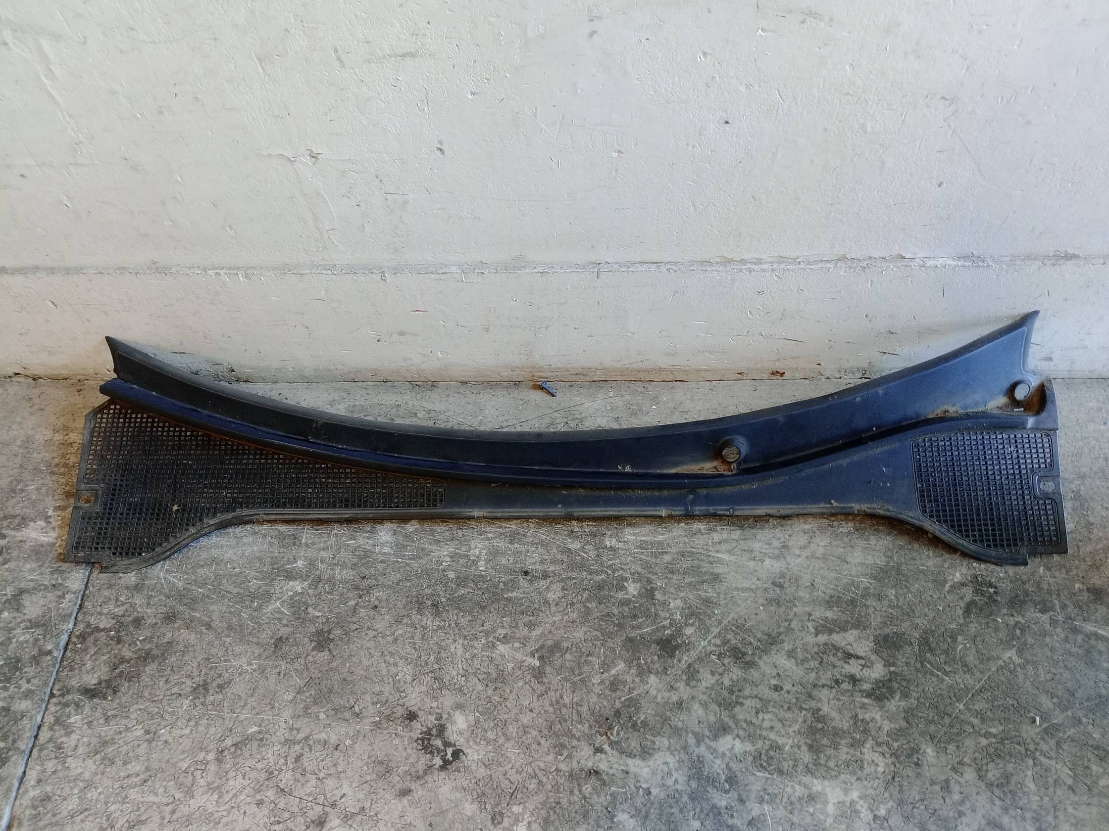 Griglia centr. sottoparabrezza