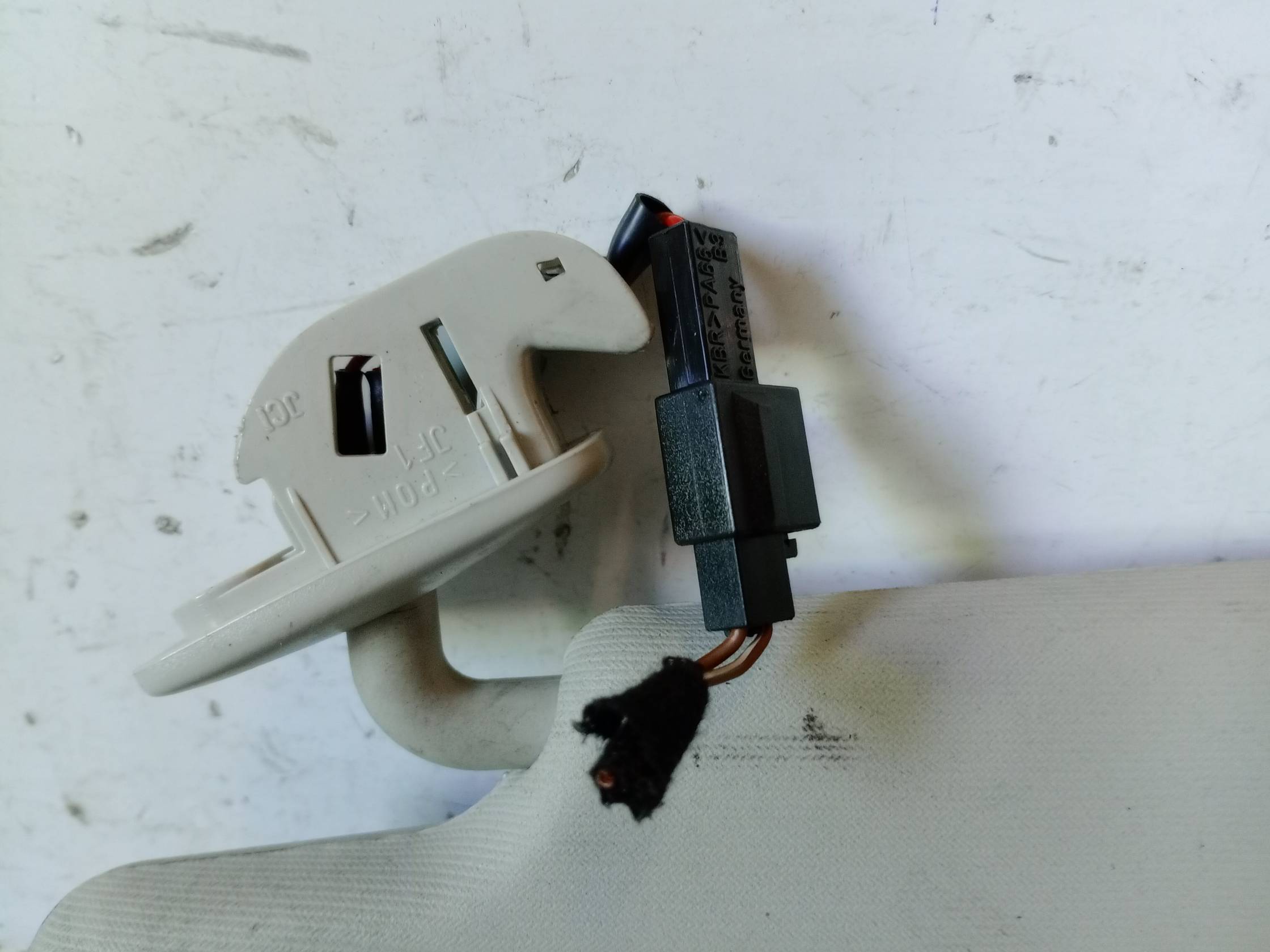 Aletta parasole parabrezza dx.