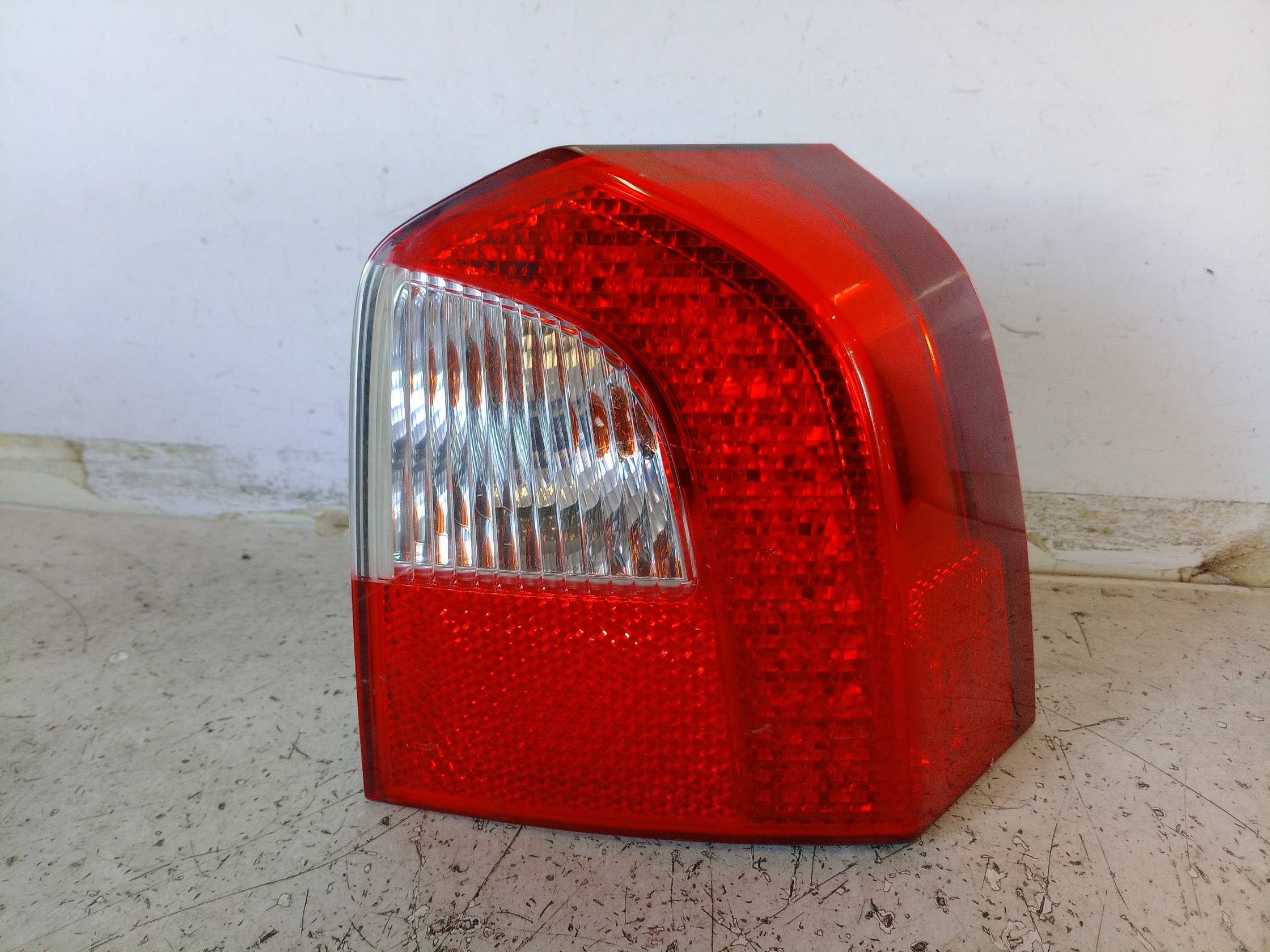 Fanale post. parte est. dx.