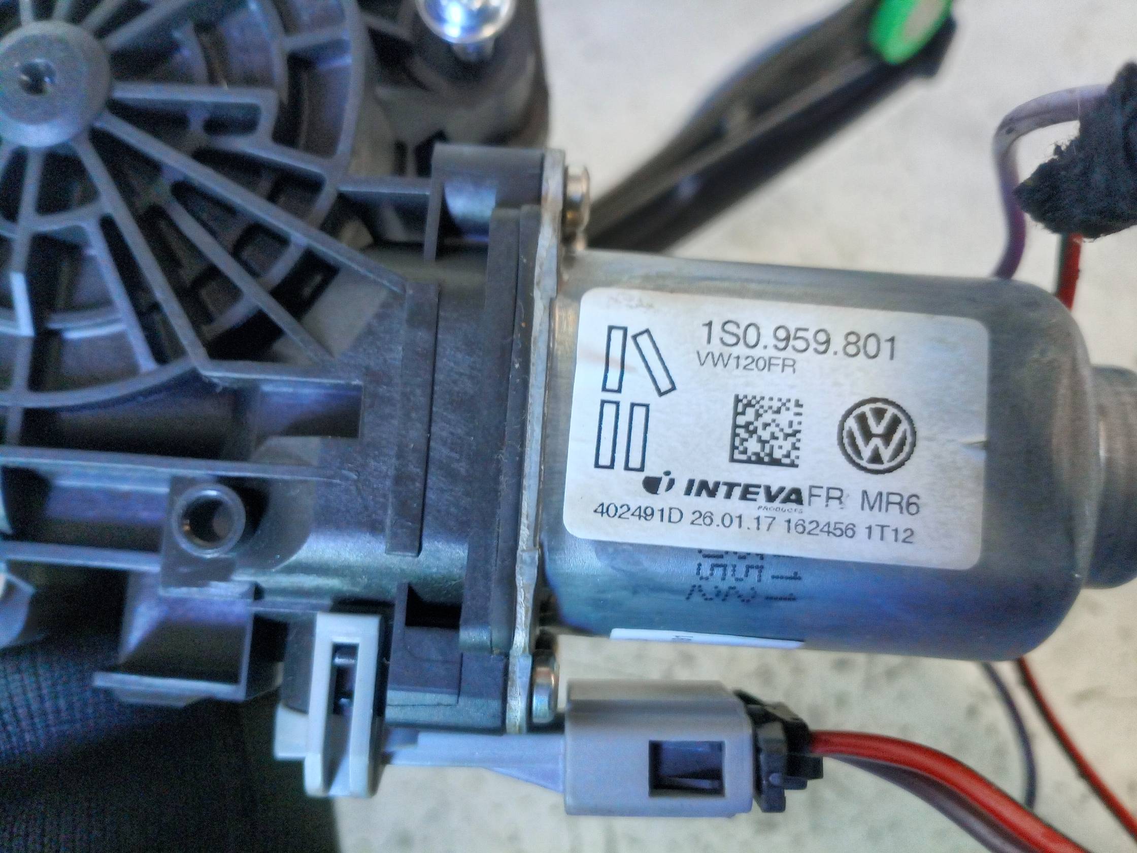 Alzacristallo porta ant. dx.