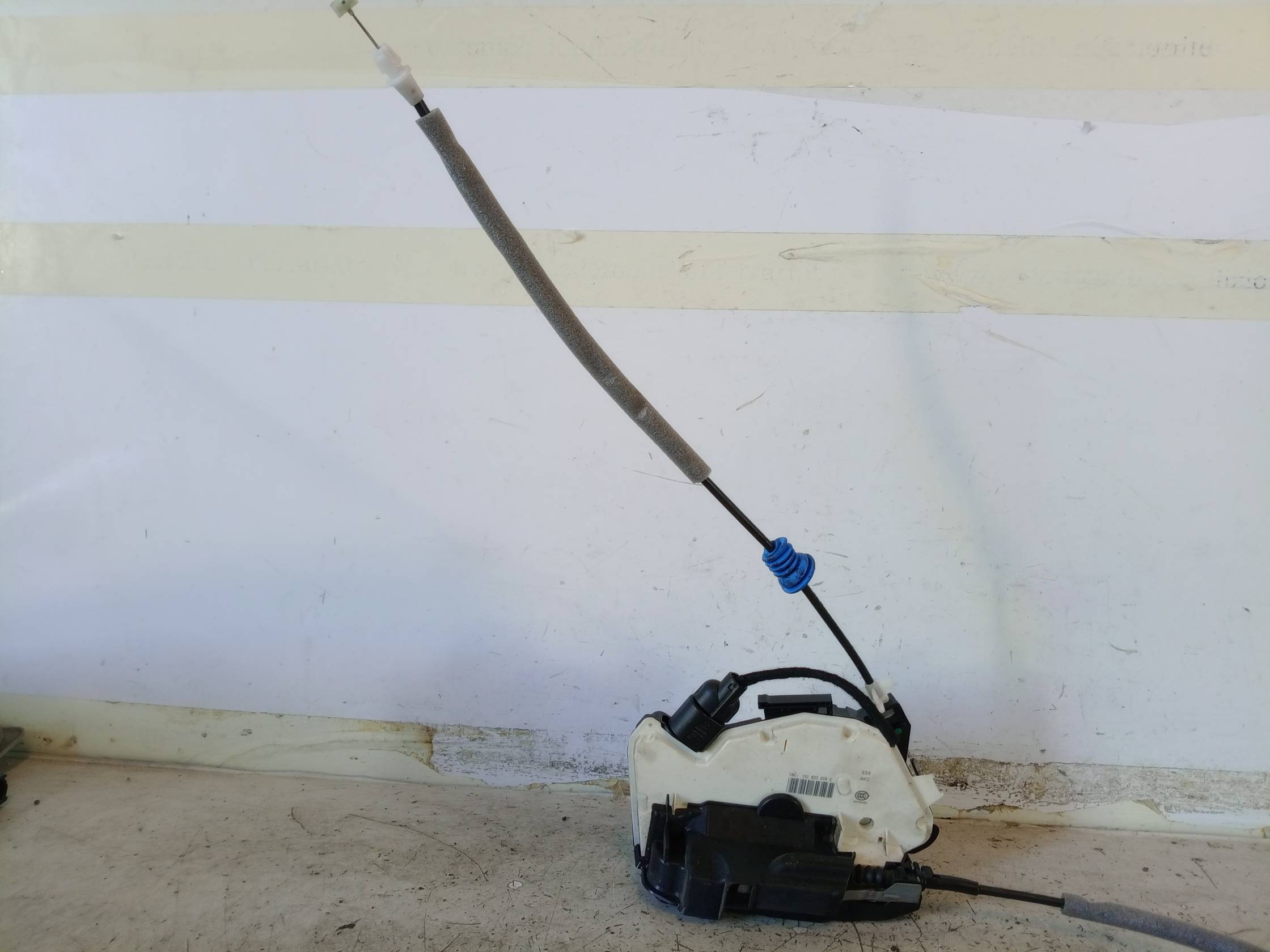 Serratura porta ant. dx.