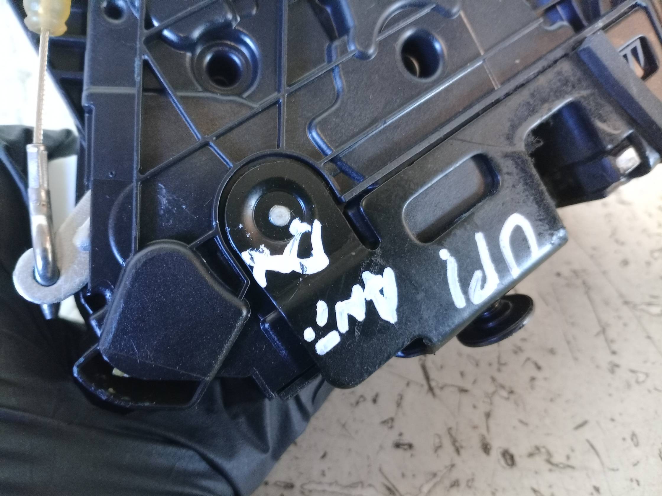 Serratura porta ant. dx.