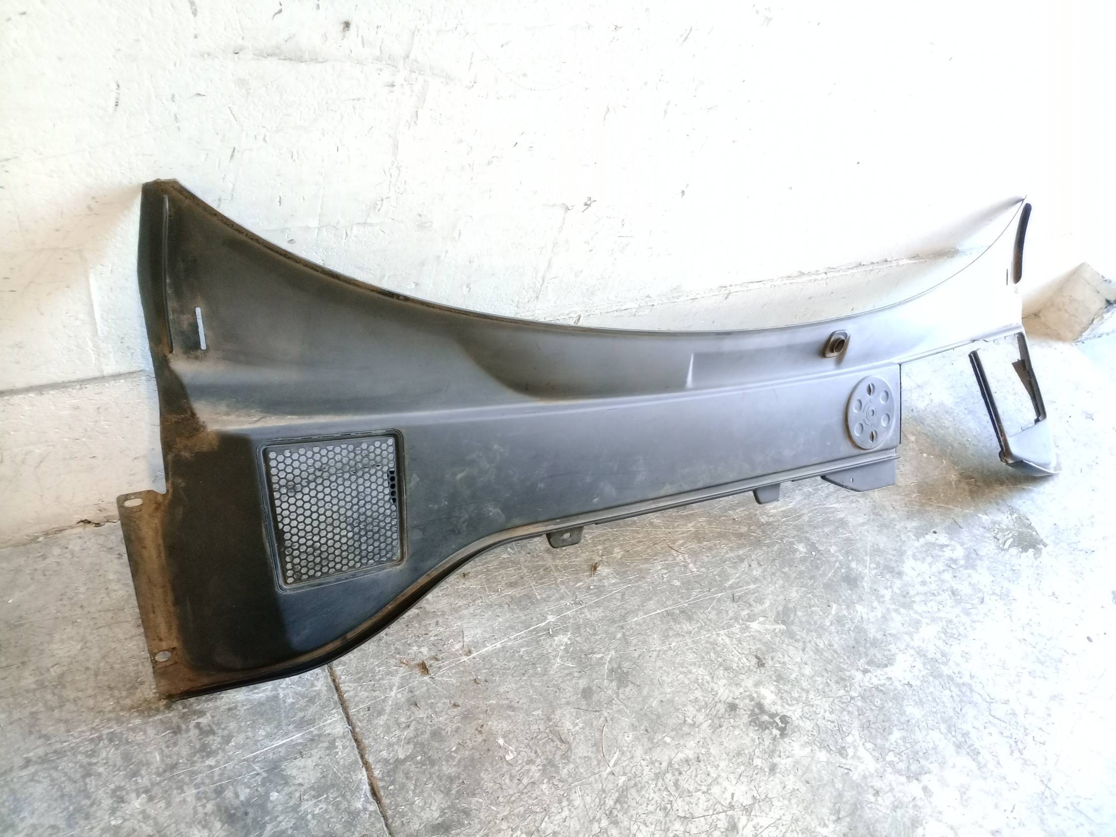 Griglia centr. sottoparabrezza