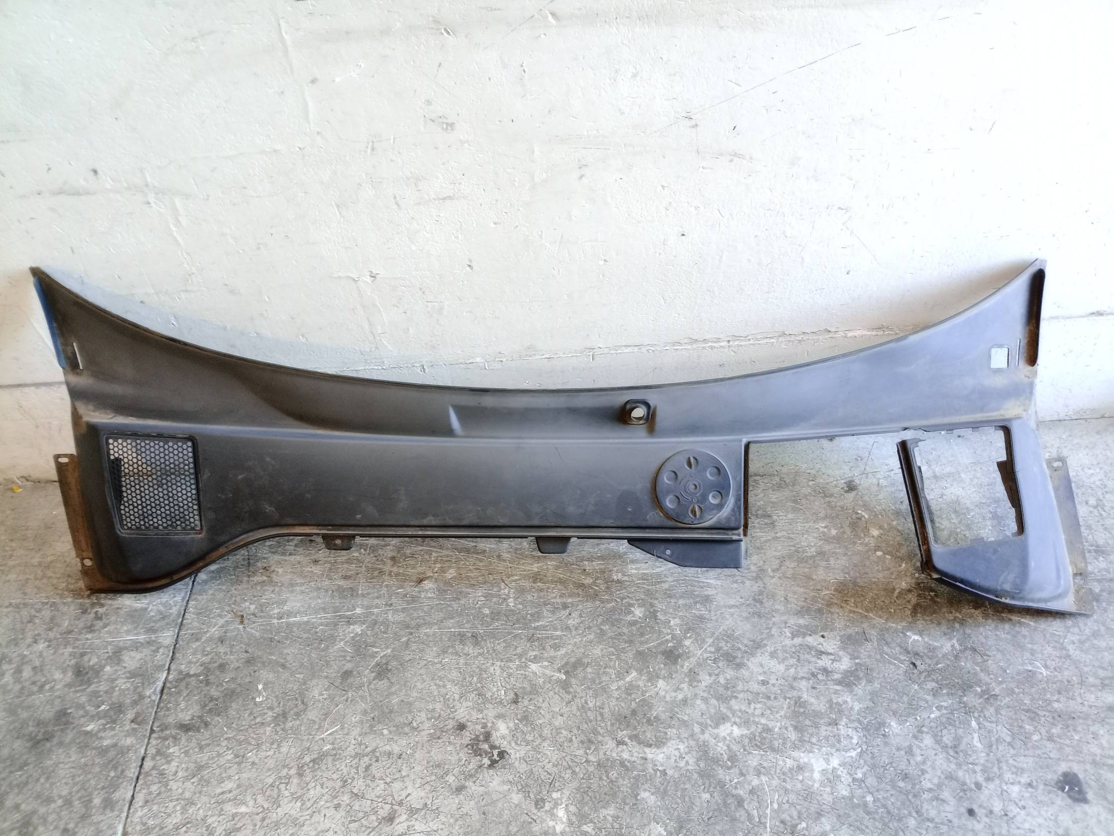 Griglia centr. sottoparabrezza