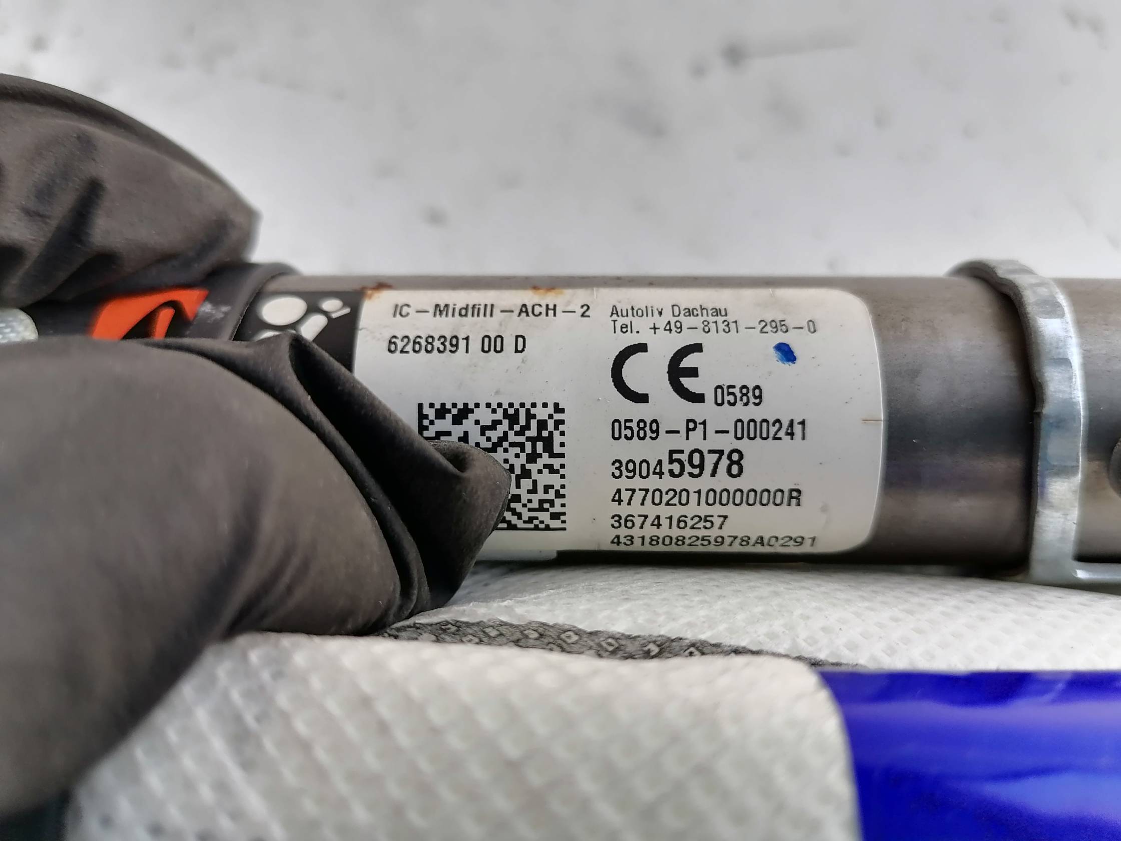 Dispositivo airbag a tendina dx.