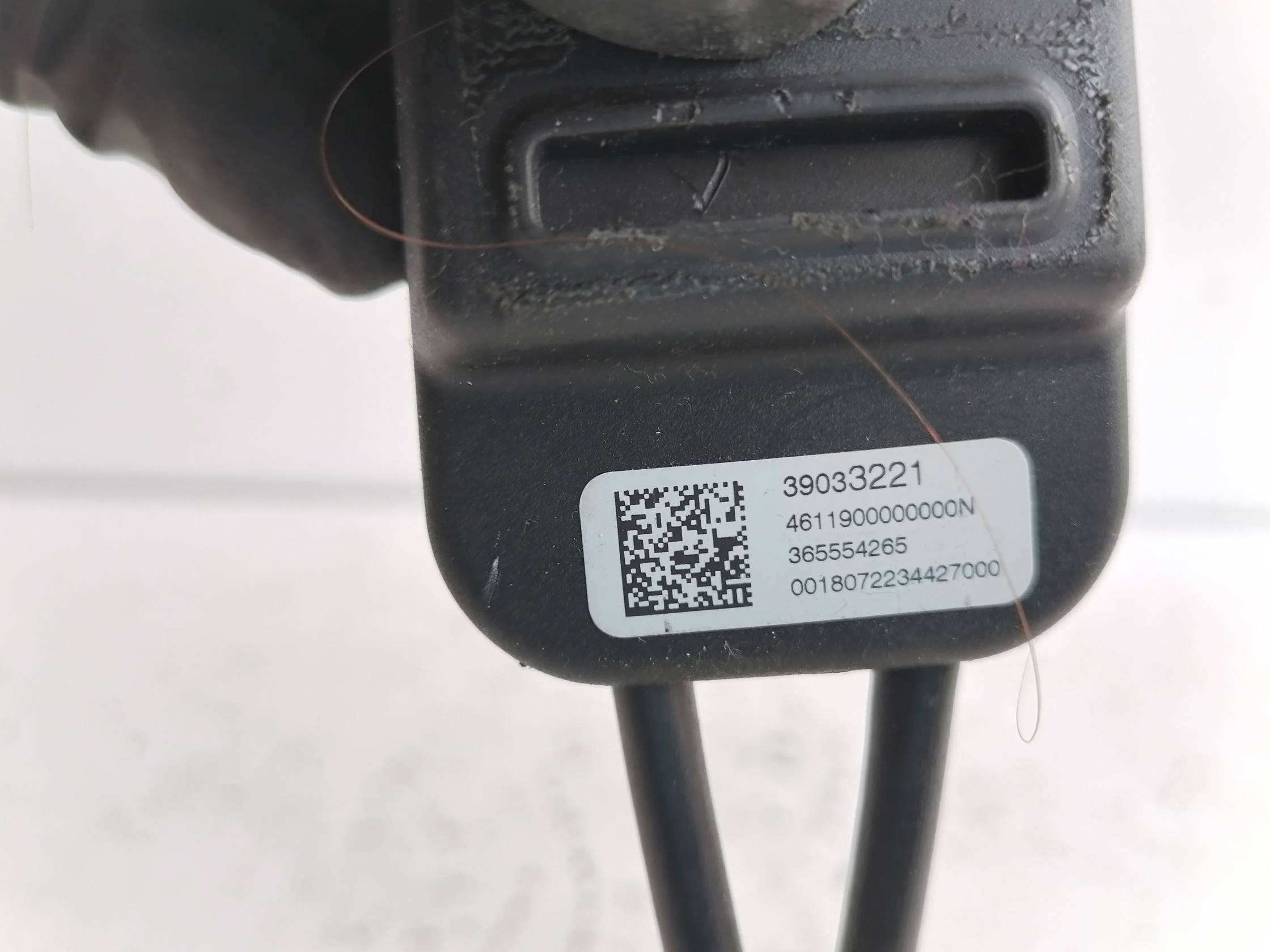 Aggancio cintura di sicurezza anteriore sx.