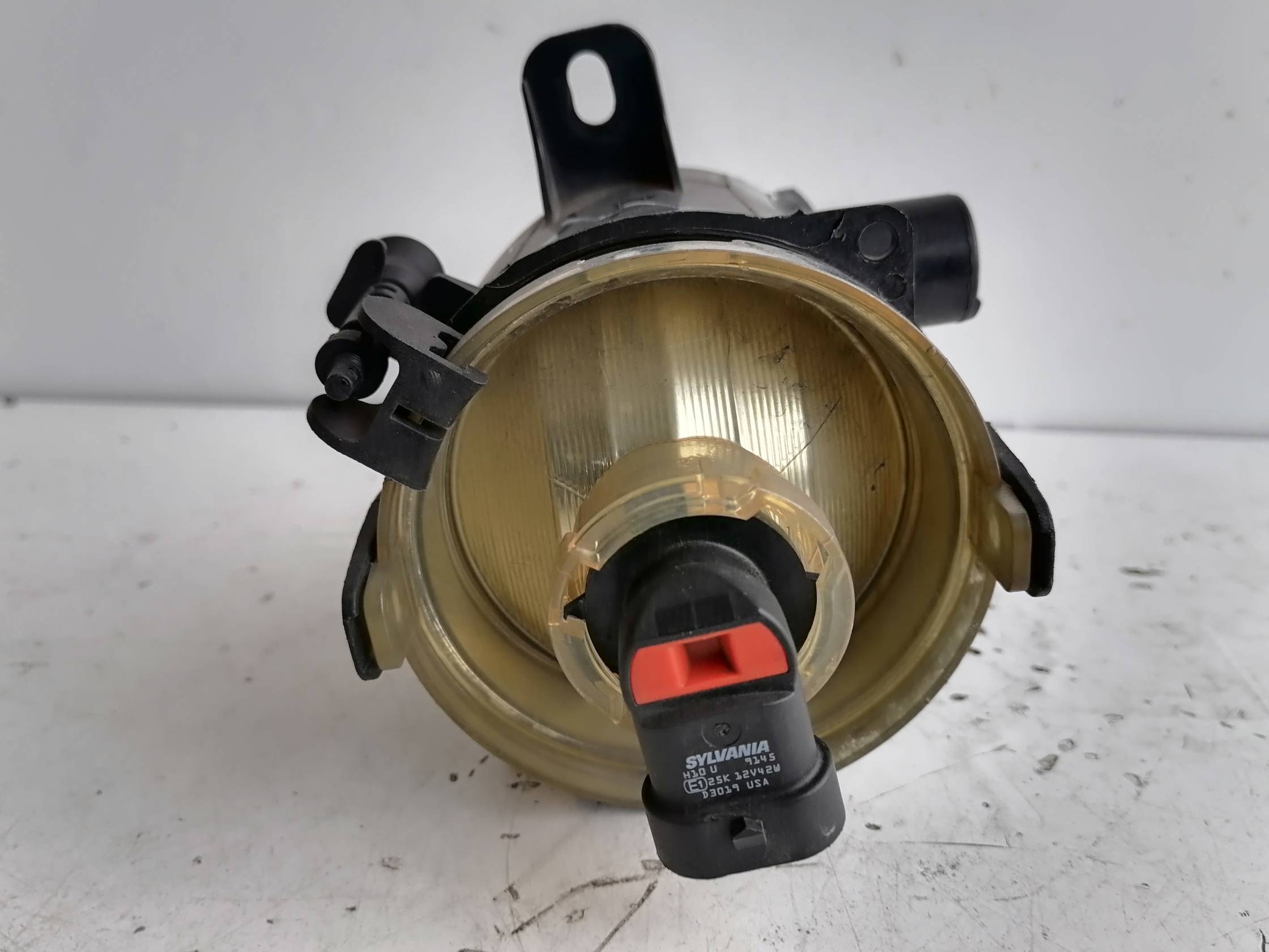 Proiettore fendinebbia sx.