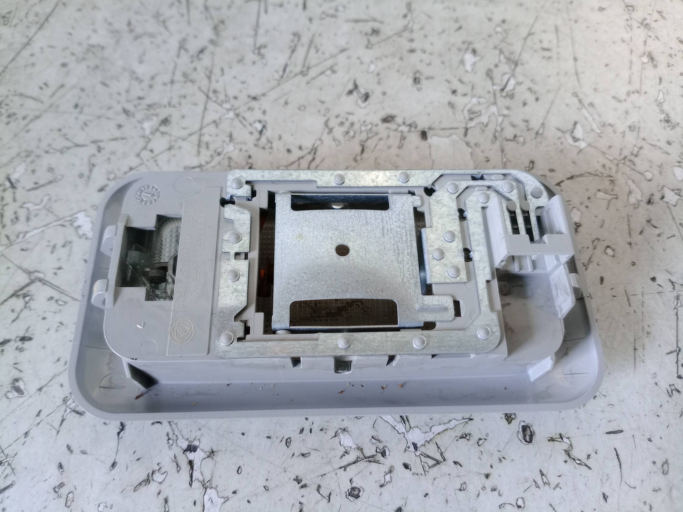 Luce cortesia ant. tetto