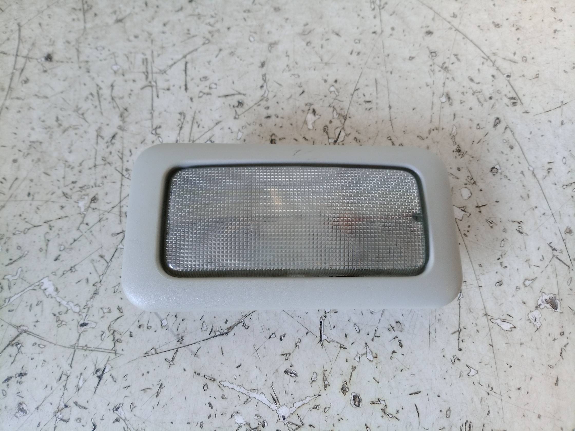 Luce cortesia ant. tetto