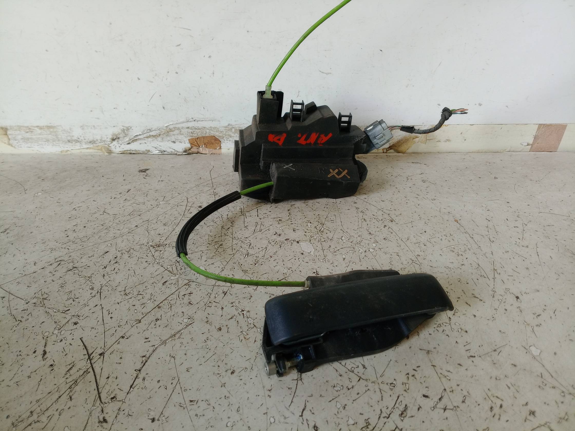 Serratura chiusura c.zta porta ant. dx.