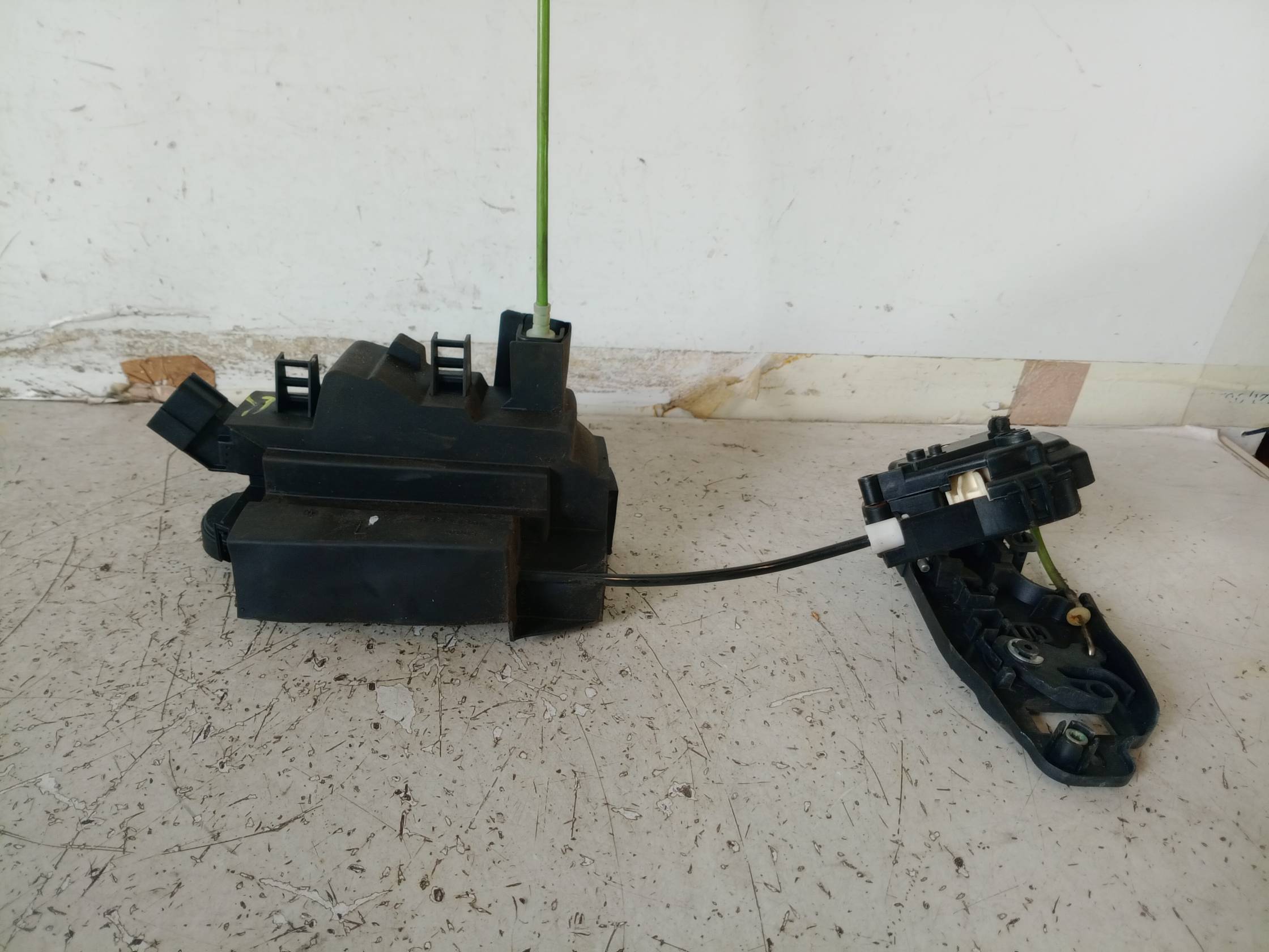 Serratura chiusura c.zta porta ant. sx.