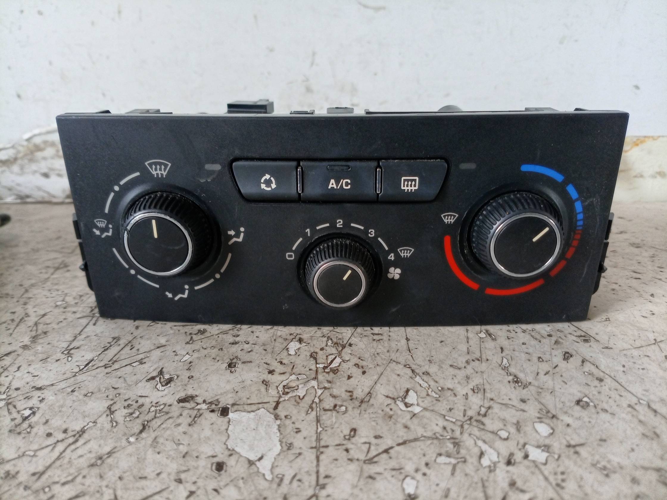 Blocco comando climatizzazione