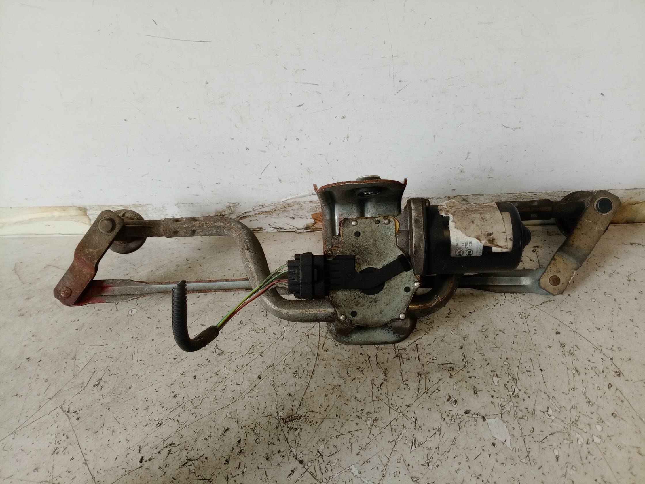 Meccanismo tergiparabrezza con motorino