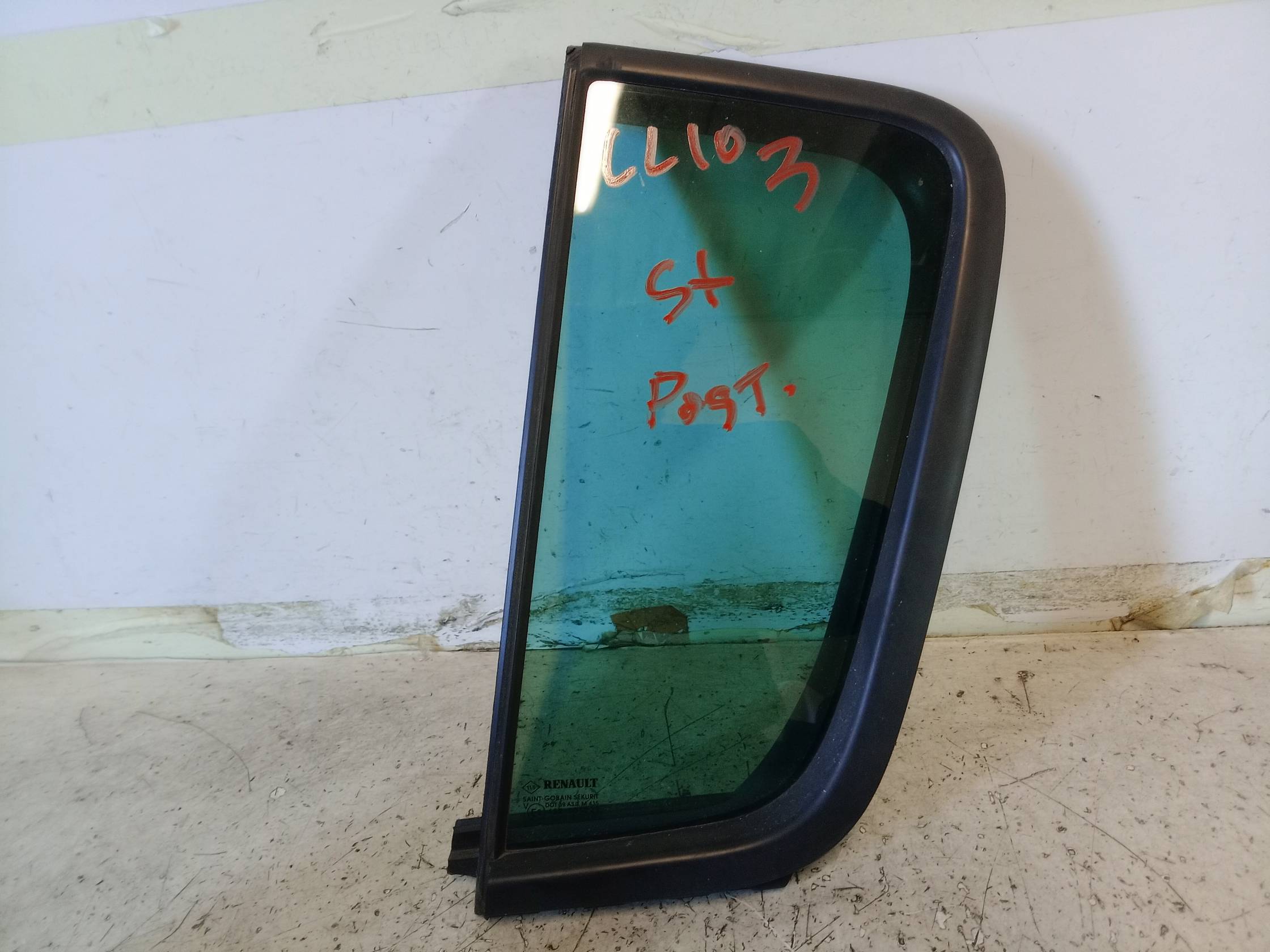 Fisso porta post. sx.