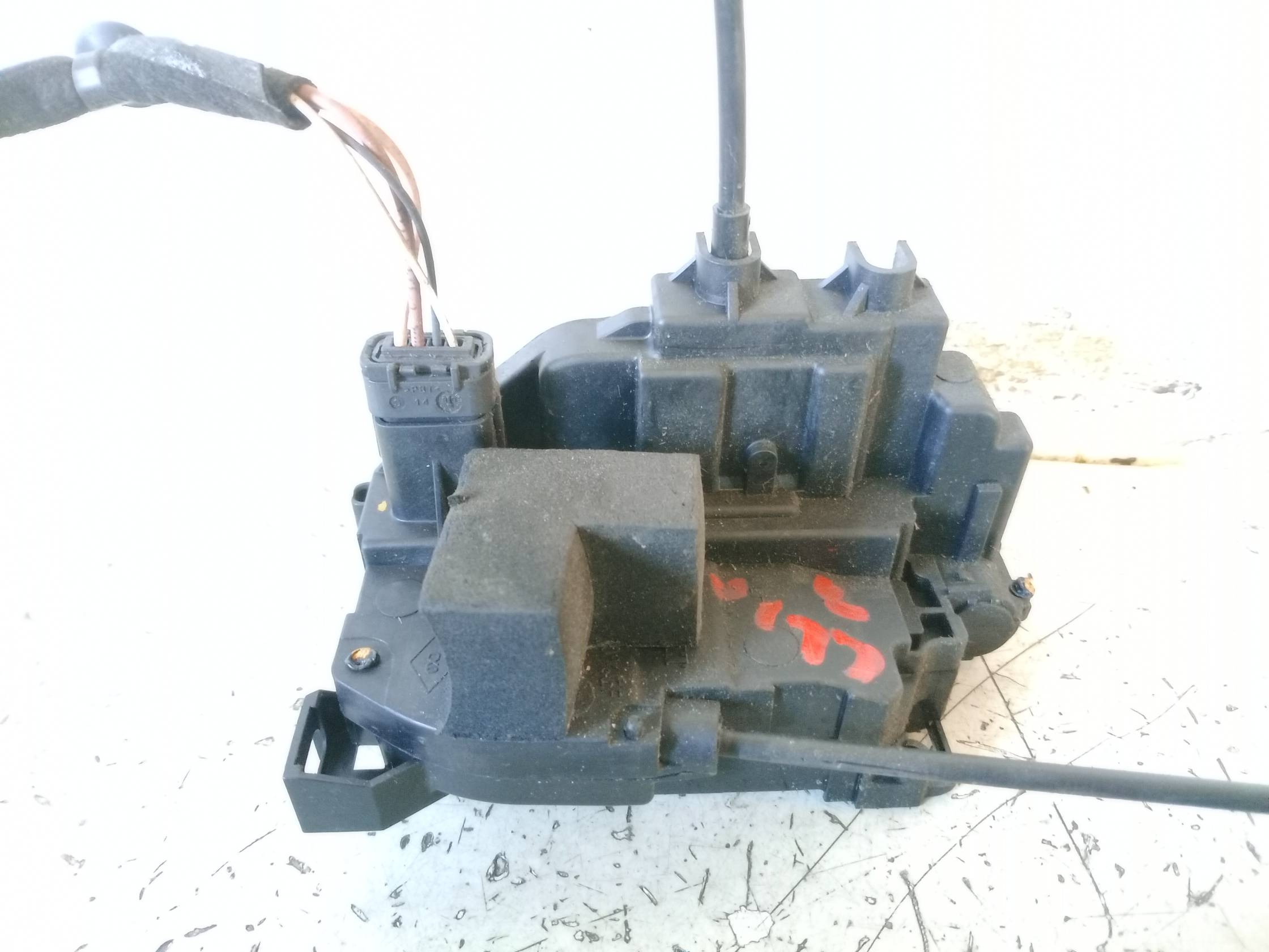 Serratura chiusura c.zta porta post. sx. Serratura chiusura c.zta porta post. sx.