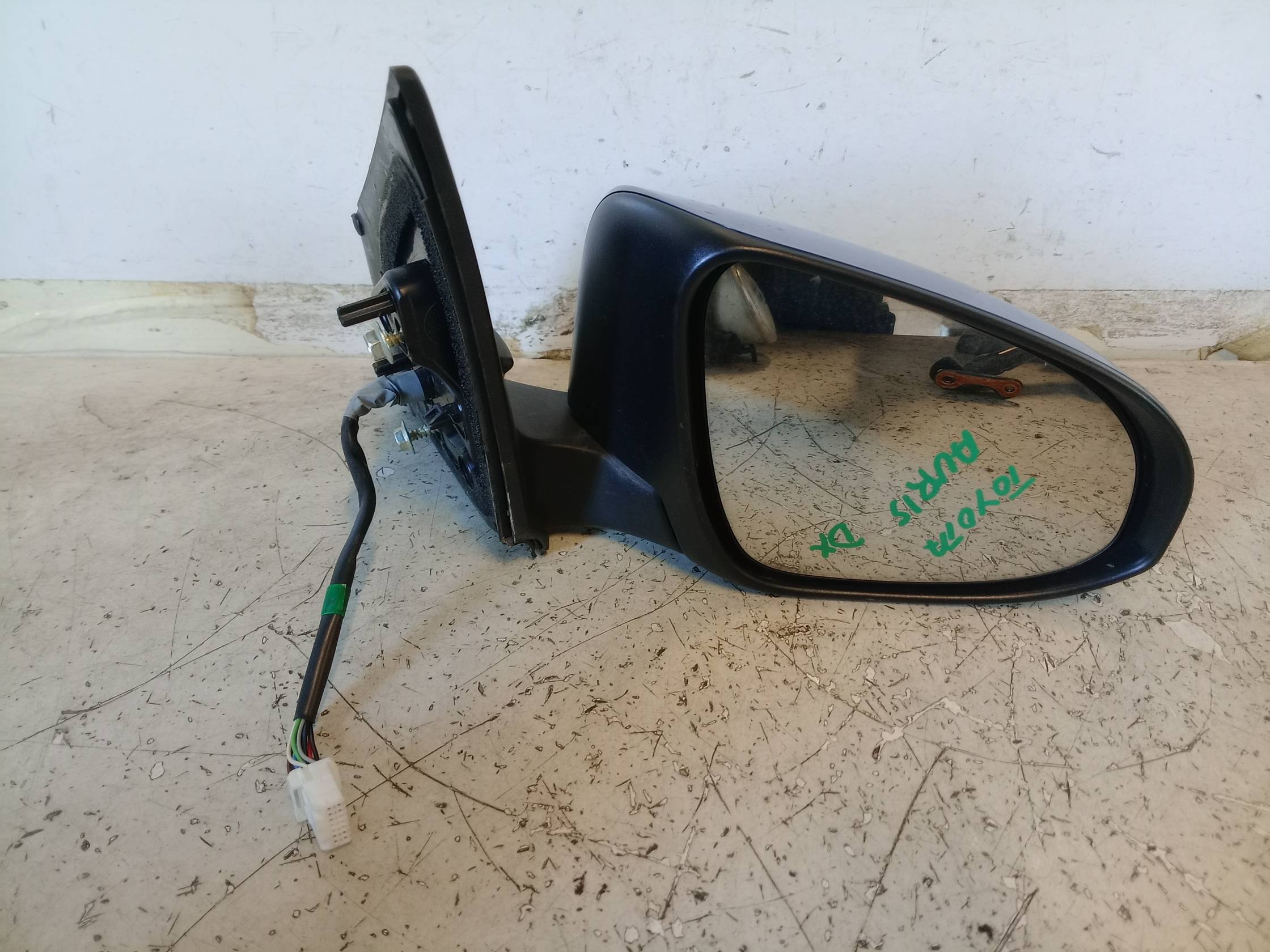 Retrovisore est. regolaz. elettr. dx.