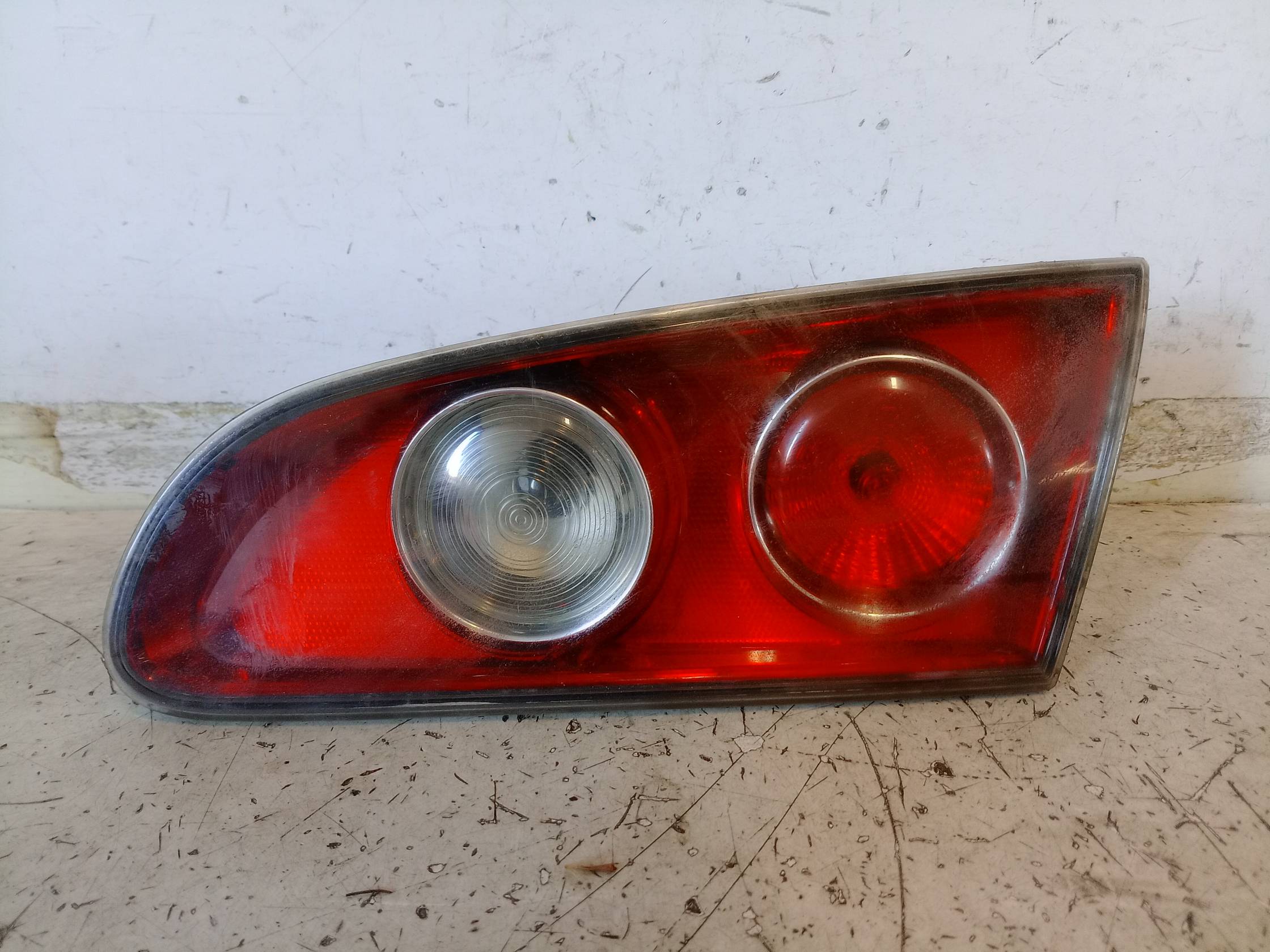 Fanale post. parte int. dx.