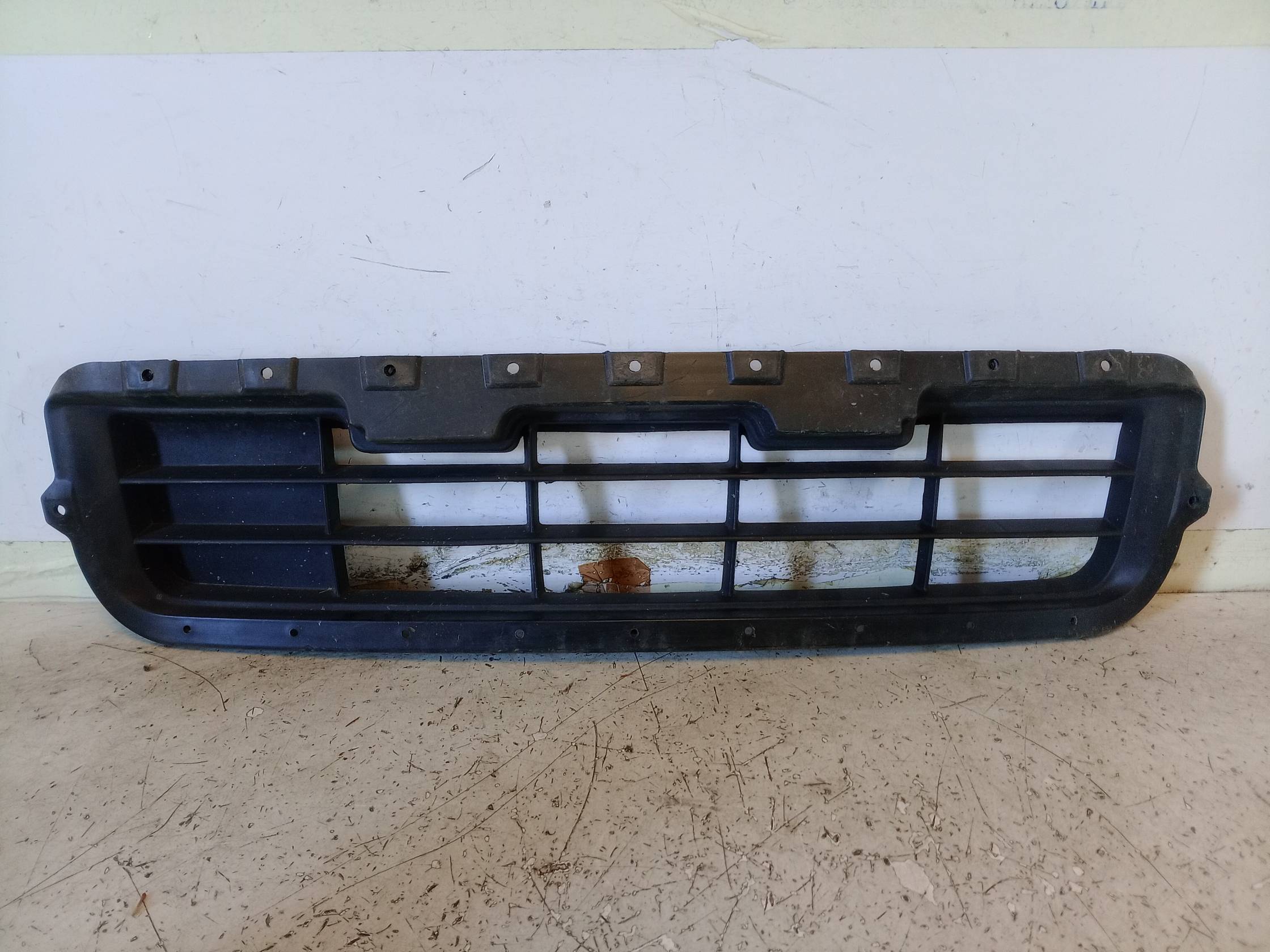 Griglia inf. paraurti ant.