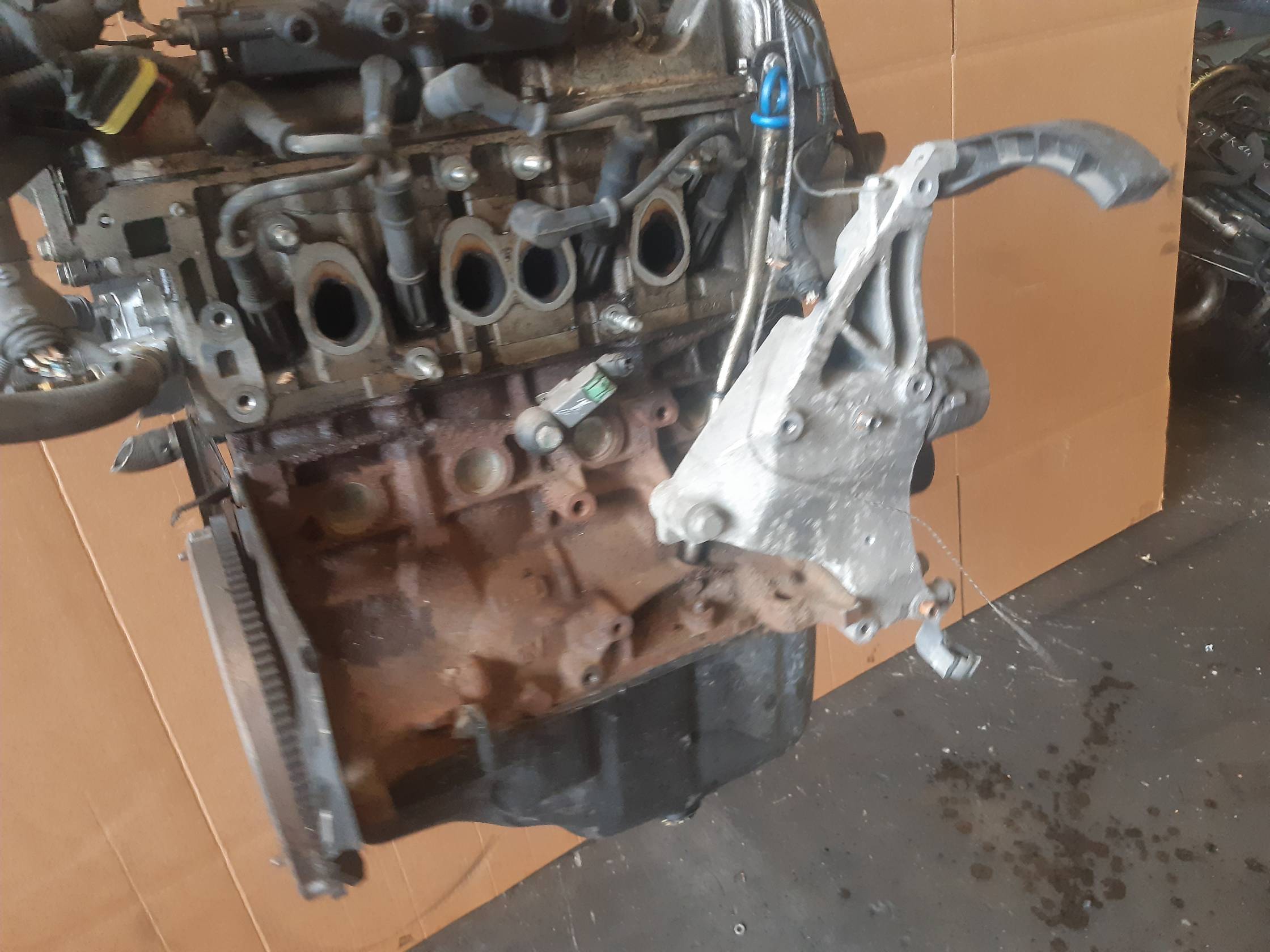 Motore semicompl. Motore semicompl.