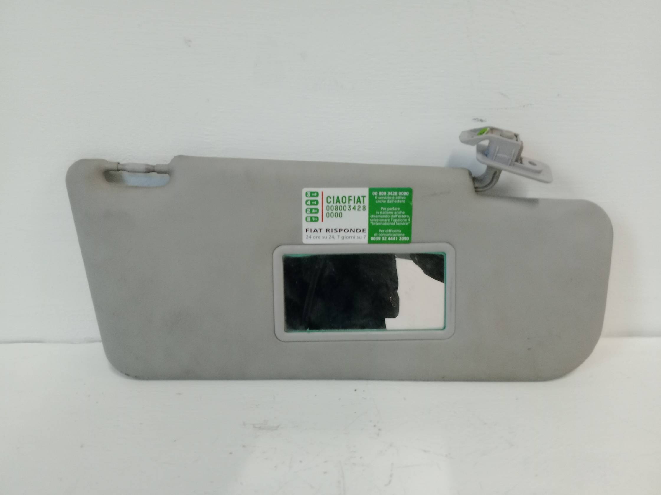 Aletta parasole parabrezza dx.