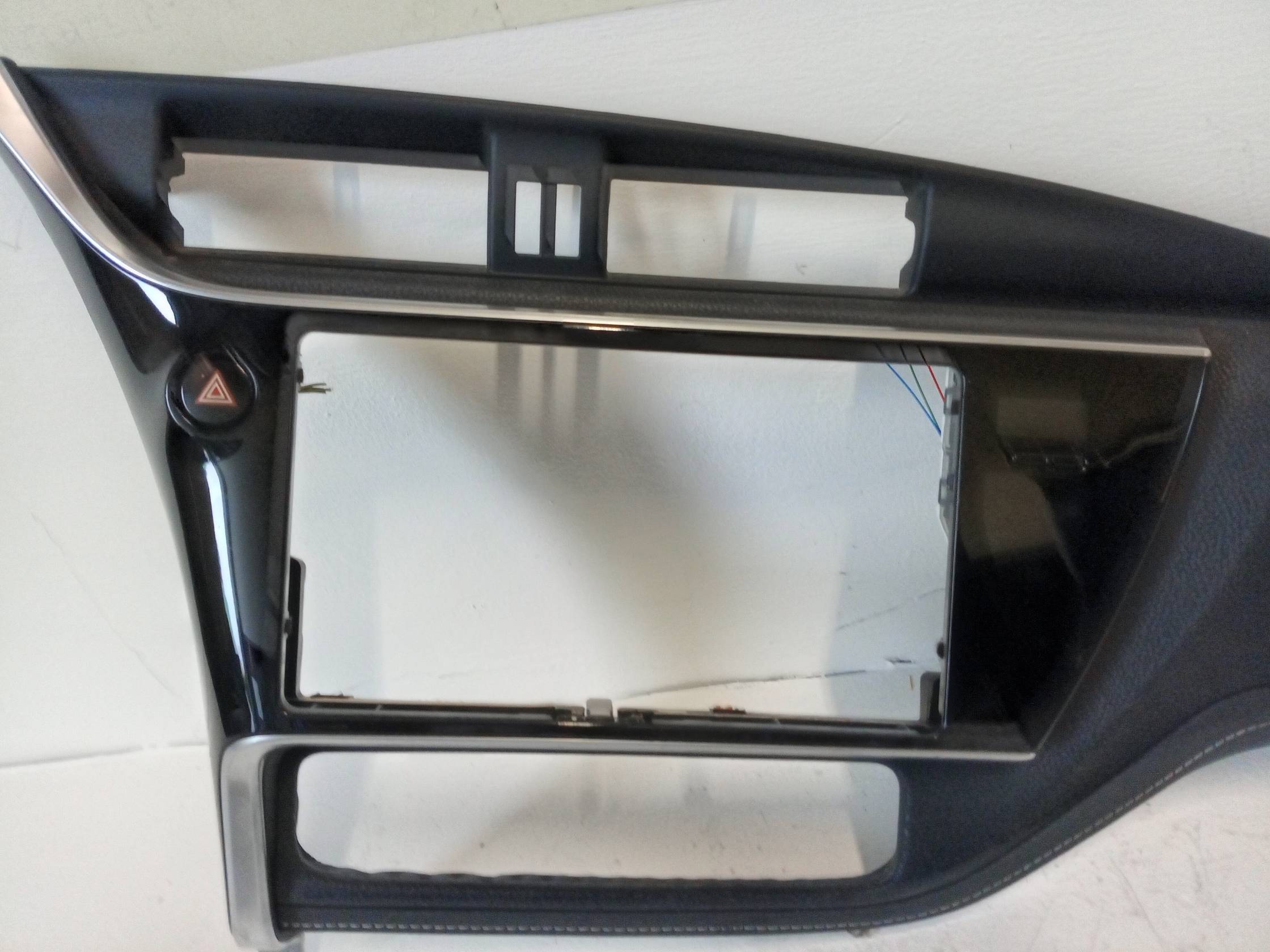 Bocchetta aria lat. cruscotto dx.