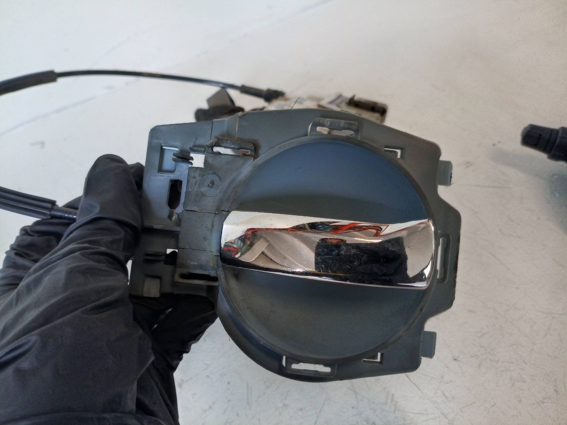 Serratura porta ant. sx.