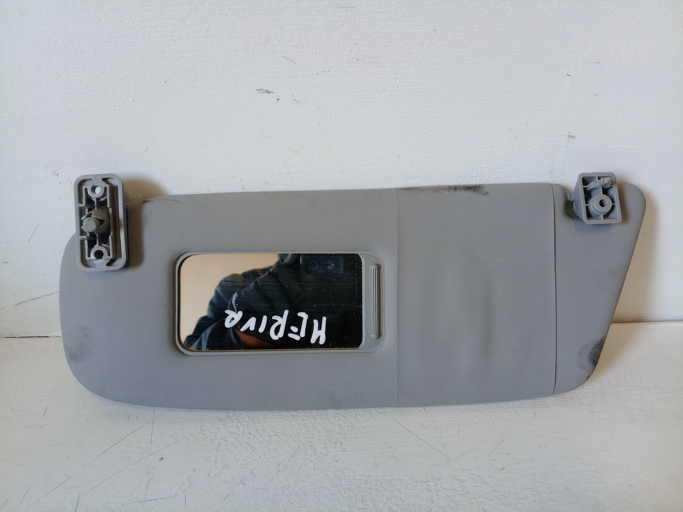 Aletta parasole parabrezza sx.