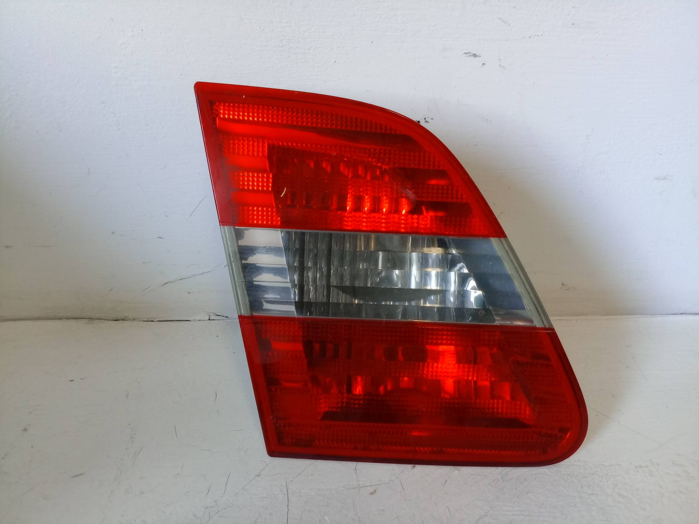 Fanale post. parte int. sx.