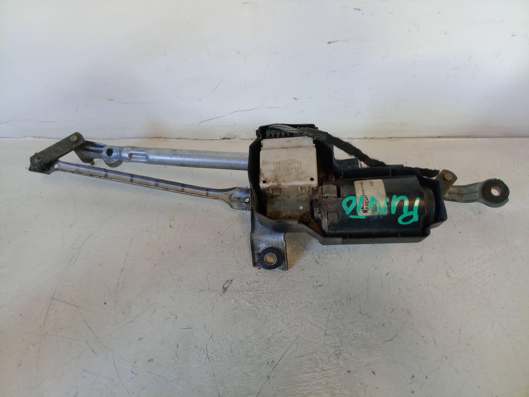 Motorino tergiparabrezza