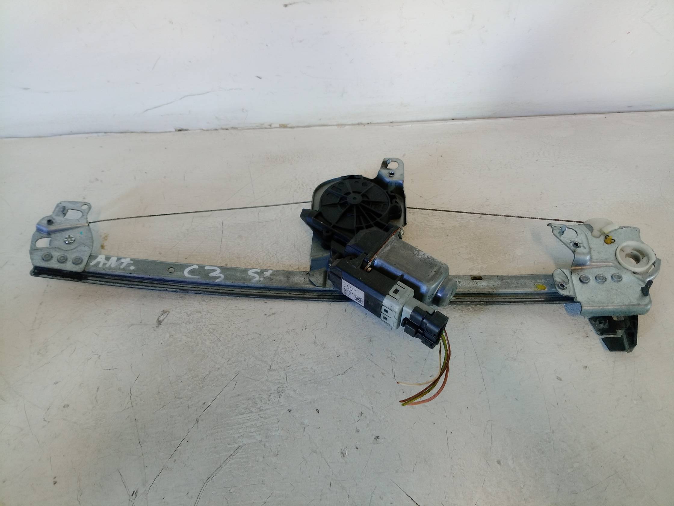 Alzacristallo elettr. porta ant. sx.