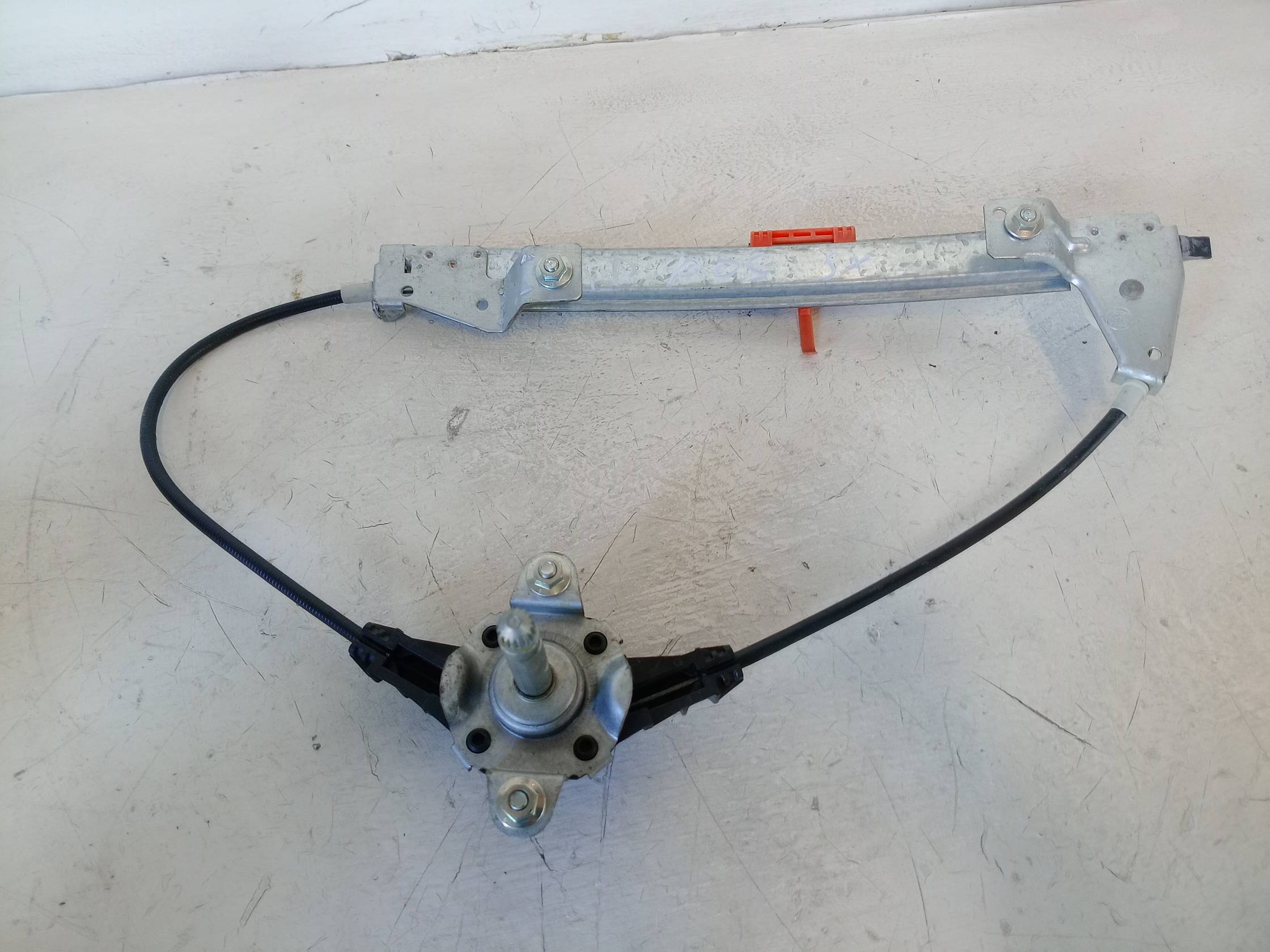 Alzacristallo porta post. sx.