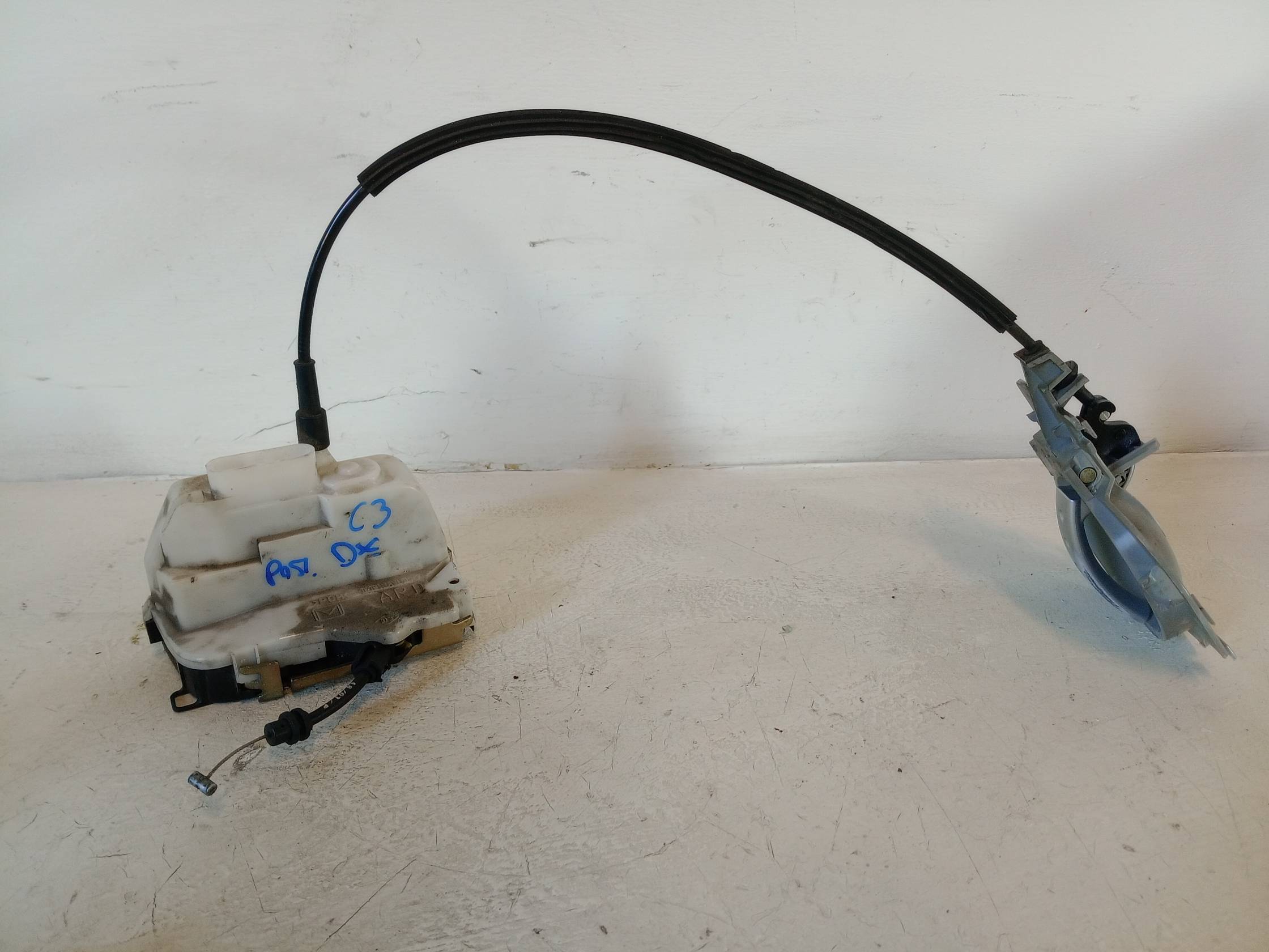 Serratura porta post. dx.