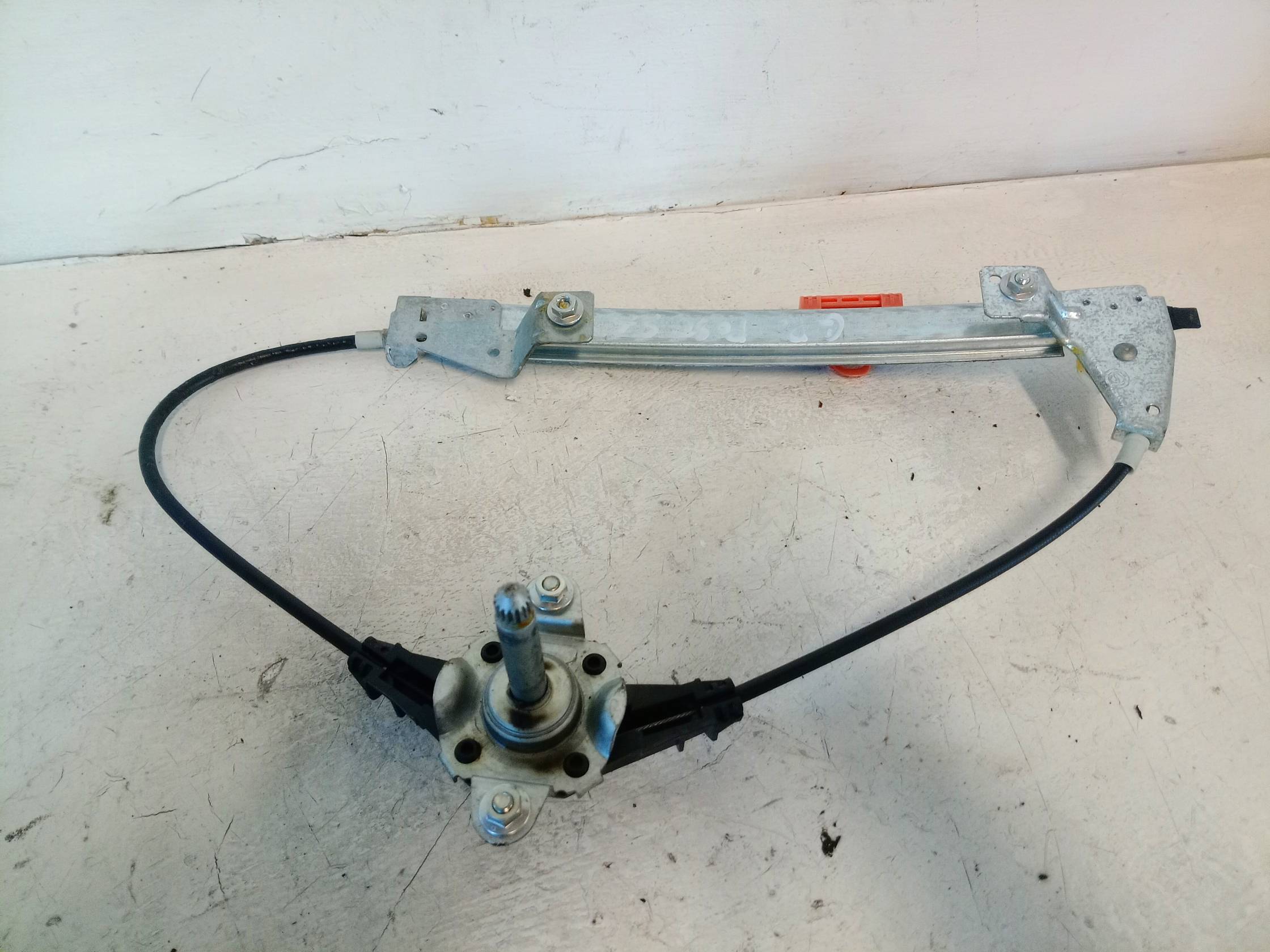 Alzacristallo porta post. sx.