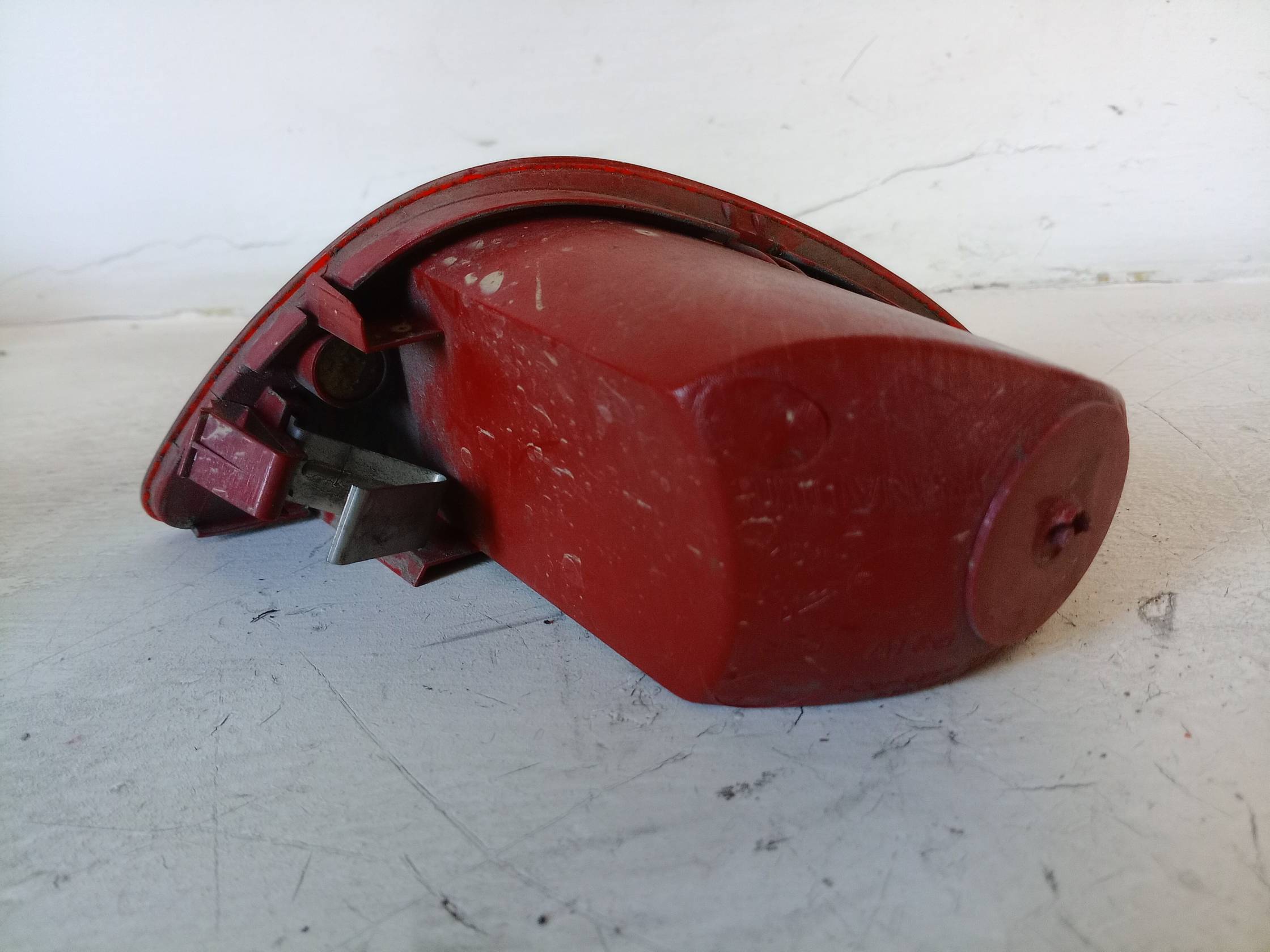 Fanale retronebbia dx.