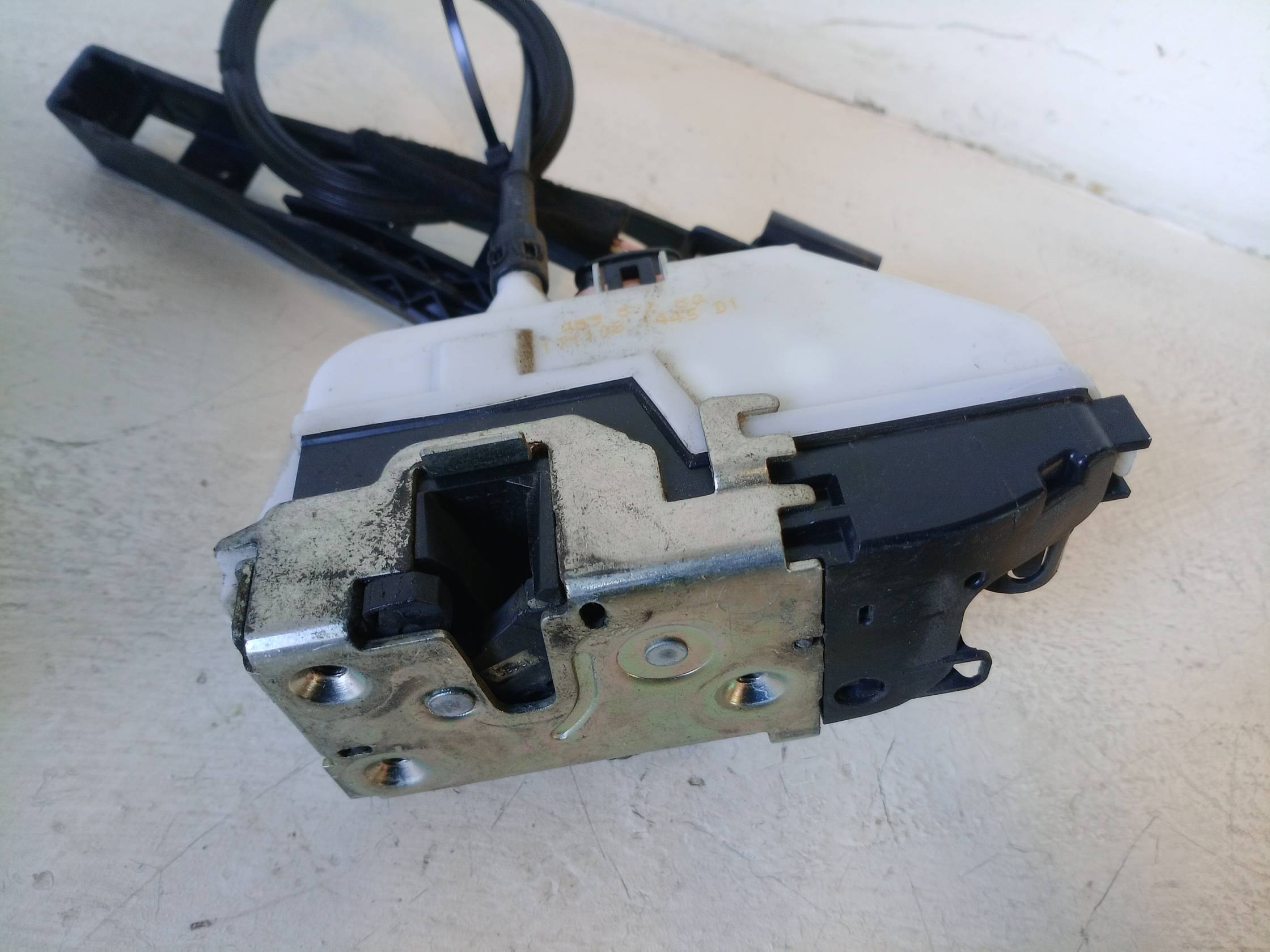 Serratura porta ant. dx.