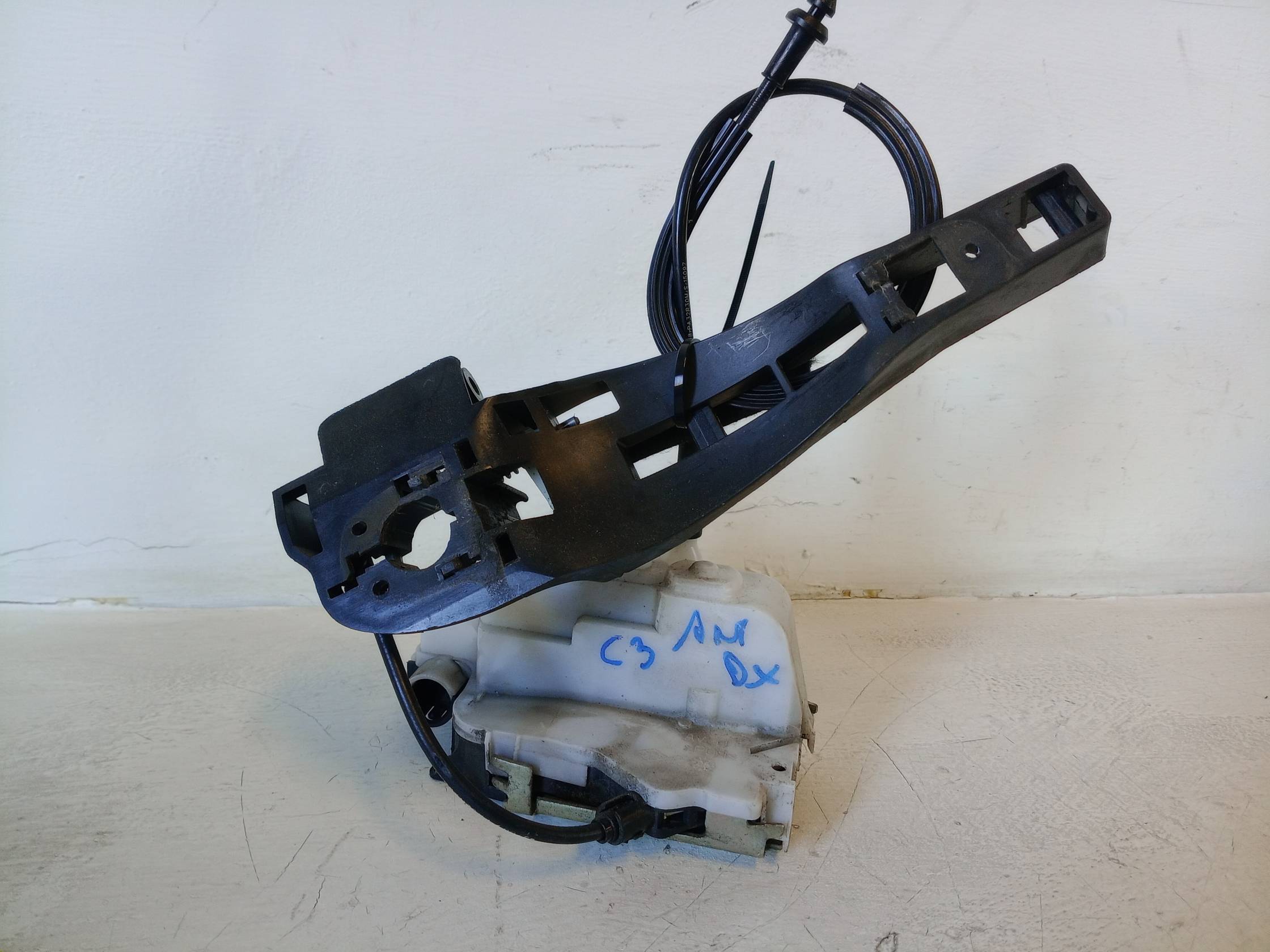 Serratura porta ant. dx.