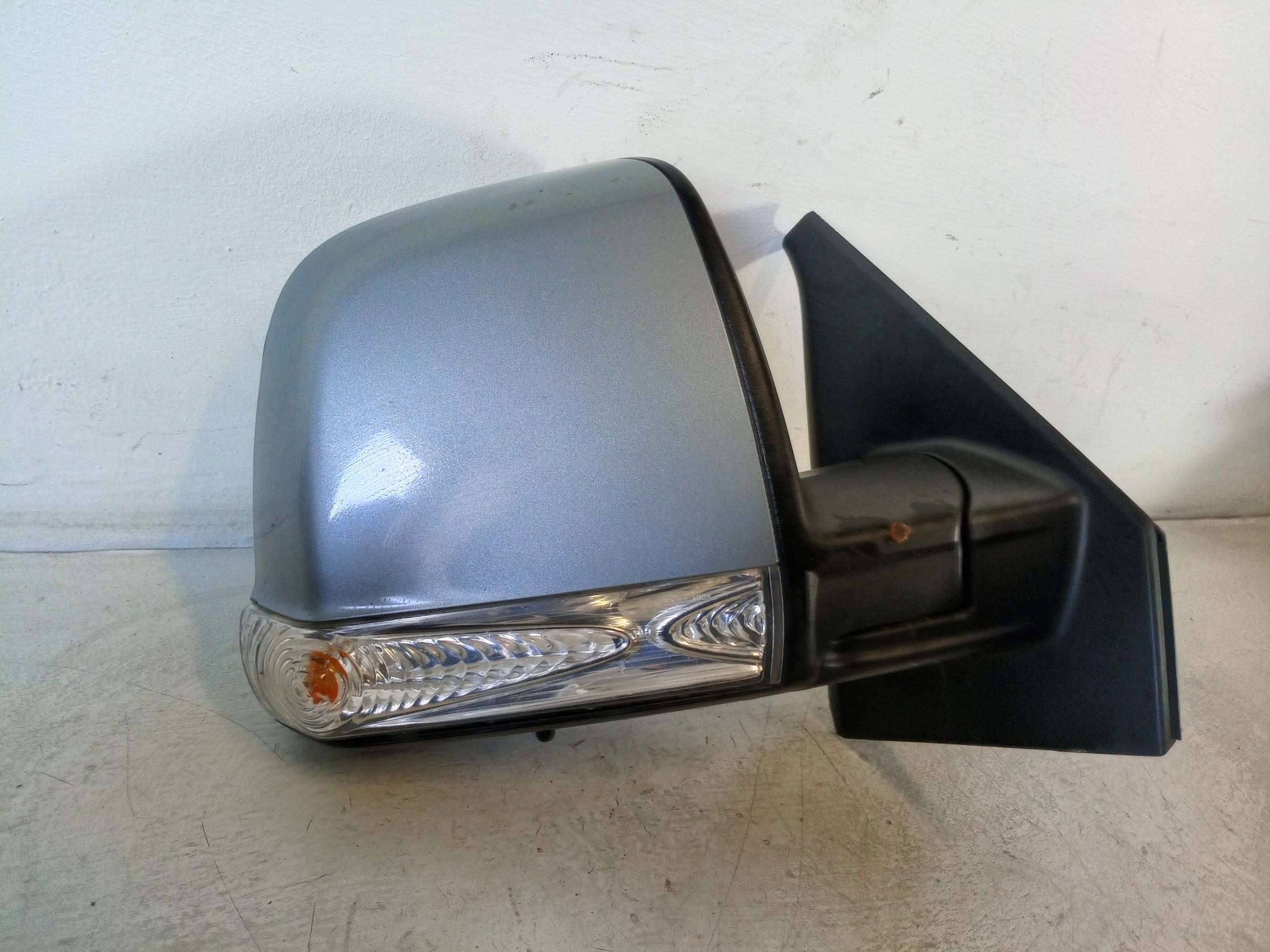 Retrovisore est. regolaz. elettr. dx. Retrovisore est. regolaz. elettr. dx.