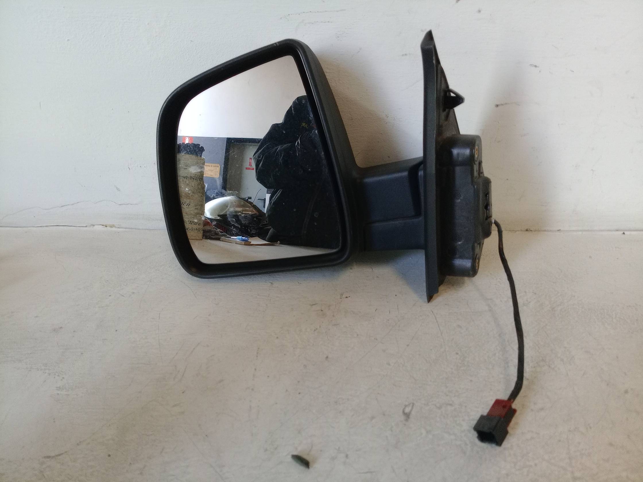 Retrovisore est. regolaz. elettr. sx.